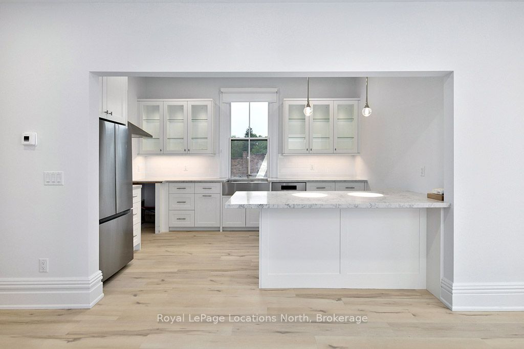 1 Bruce Street N Property Photo 16