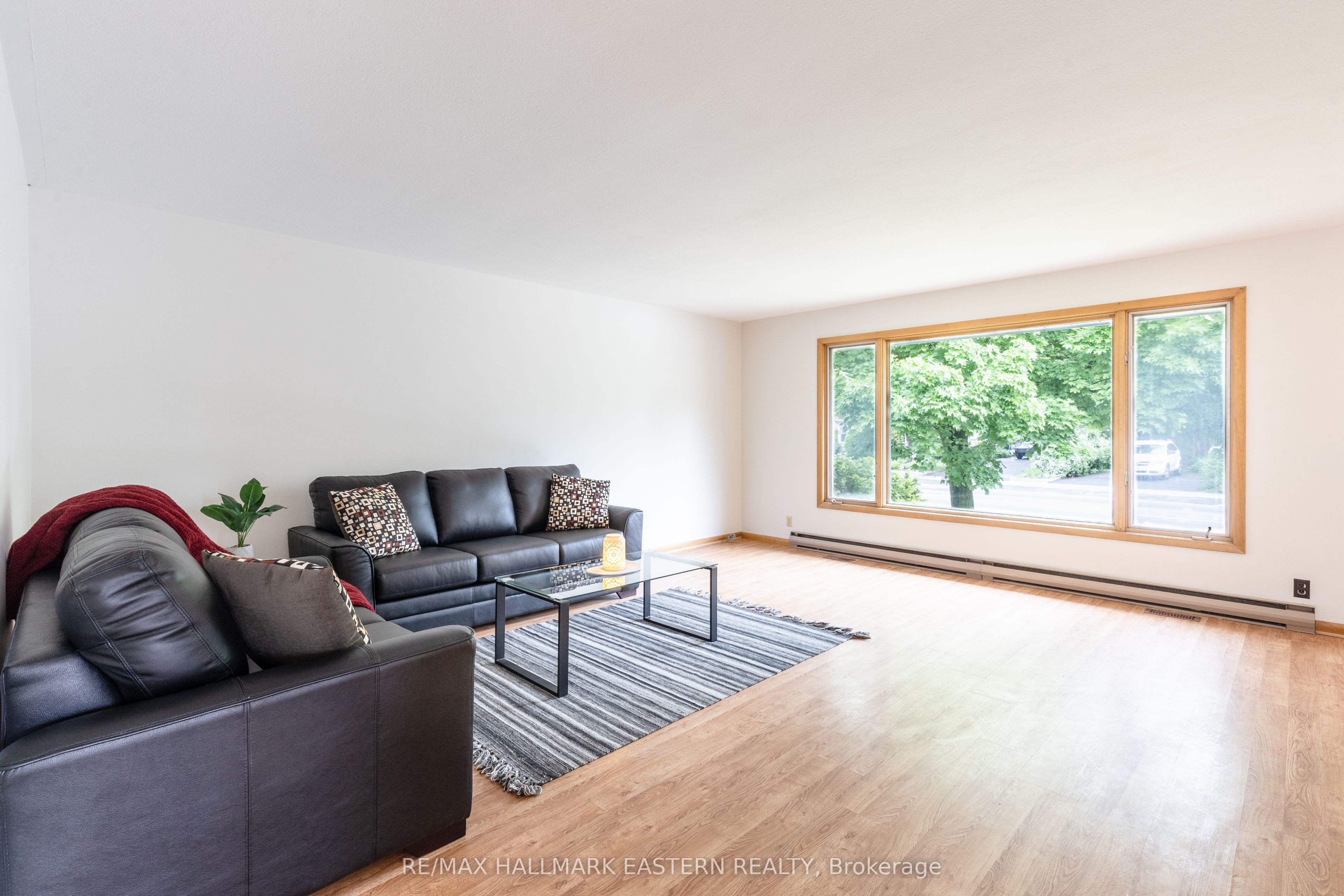 66 Doxsee Avenue N Property Photo 7