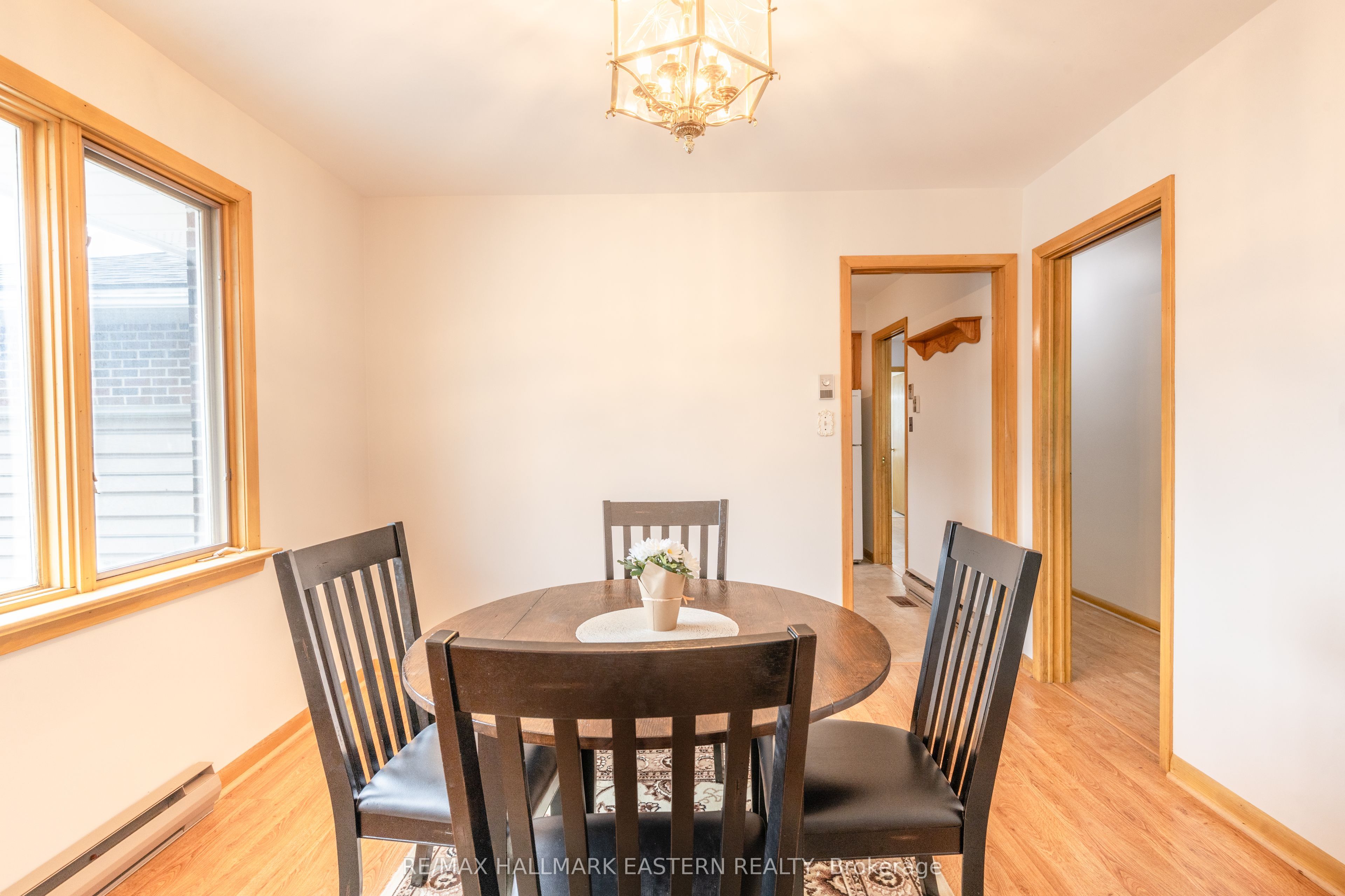 66 Doxsee Avenue N Property Photo 10