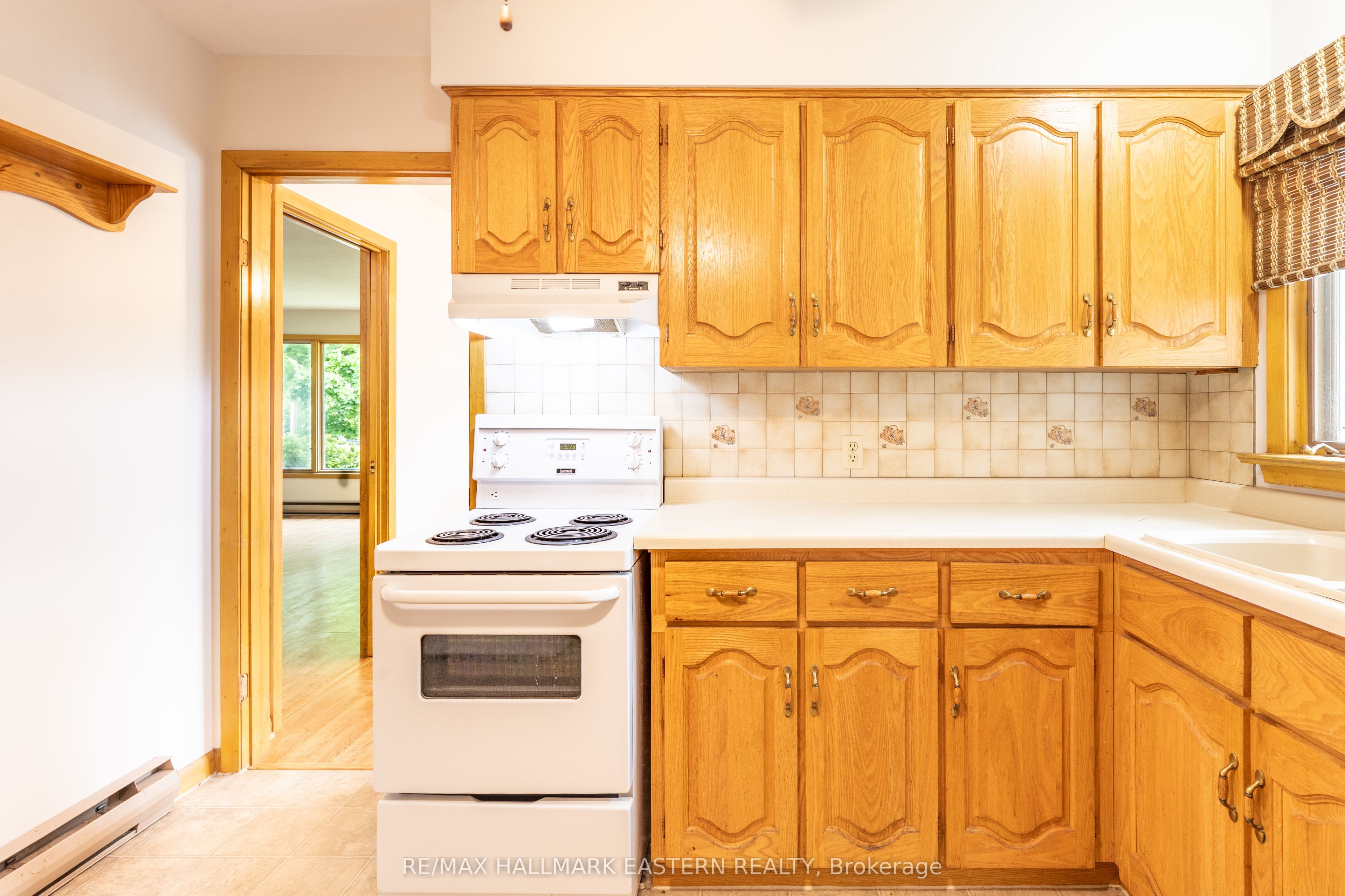 66 Doxsee Avenue N Property Photo 16