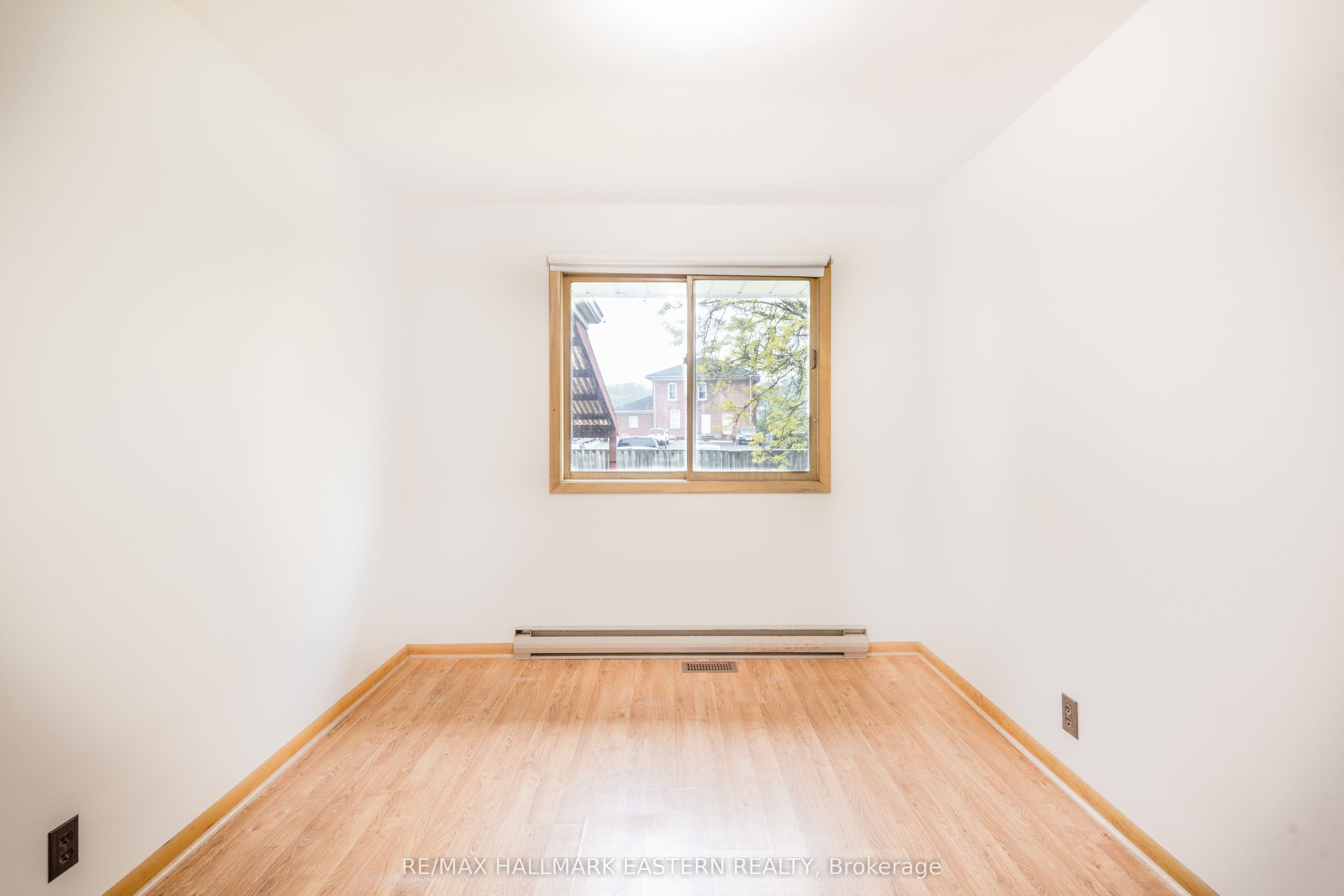 66 Doxsee Avenue N Property Photo 20