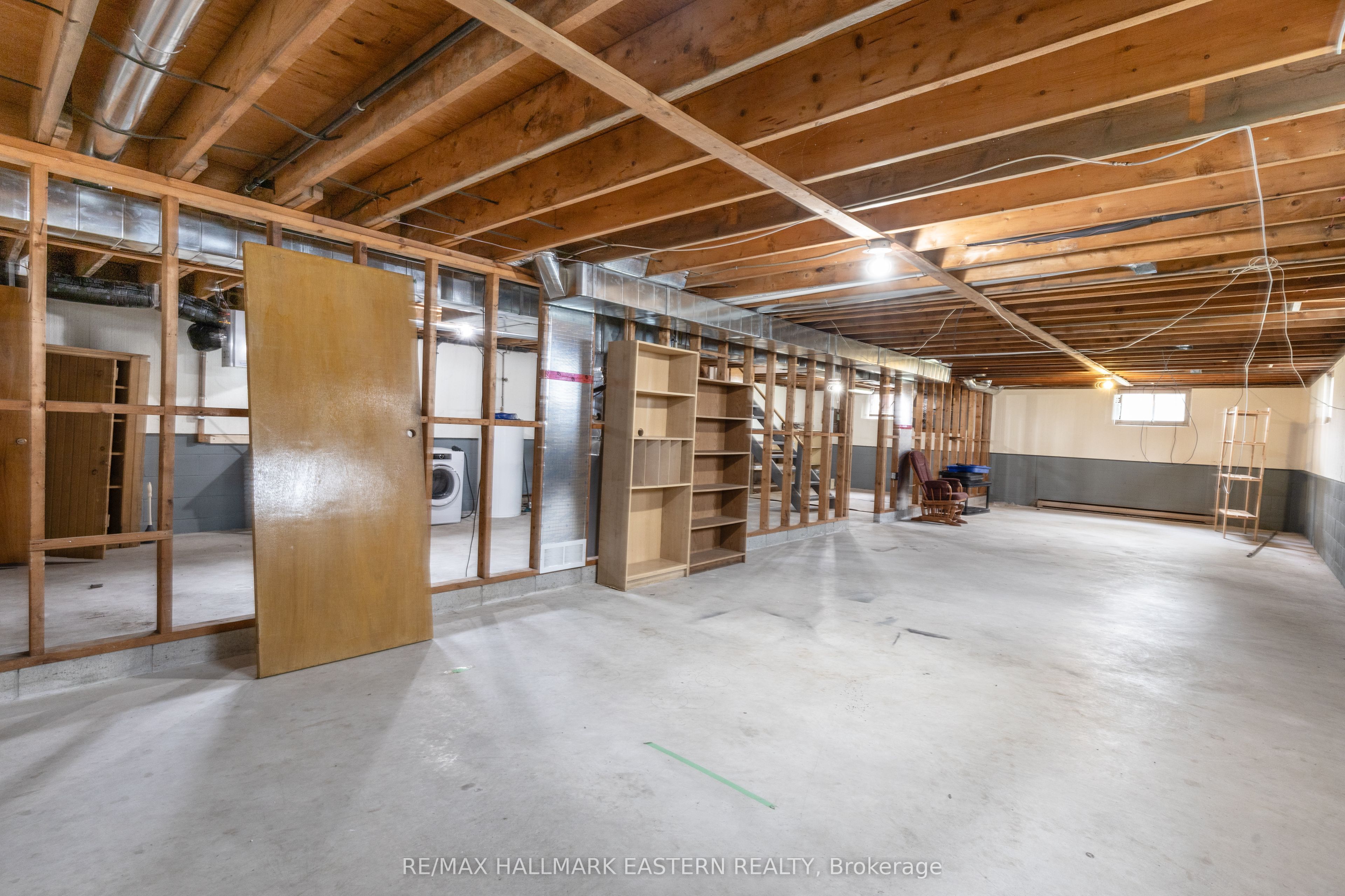 66 Doxsee Avenue N Property Photo 24
