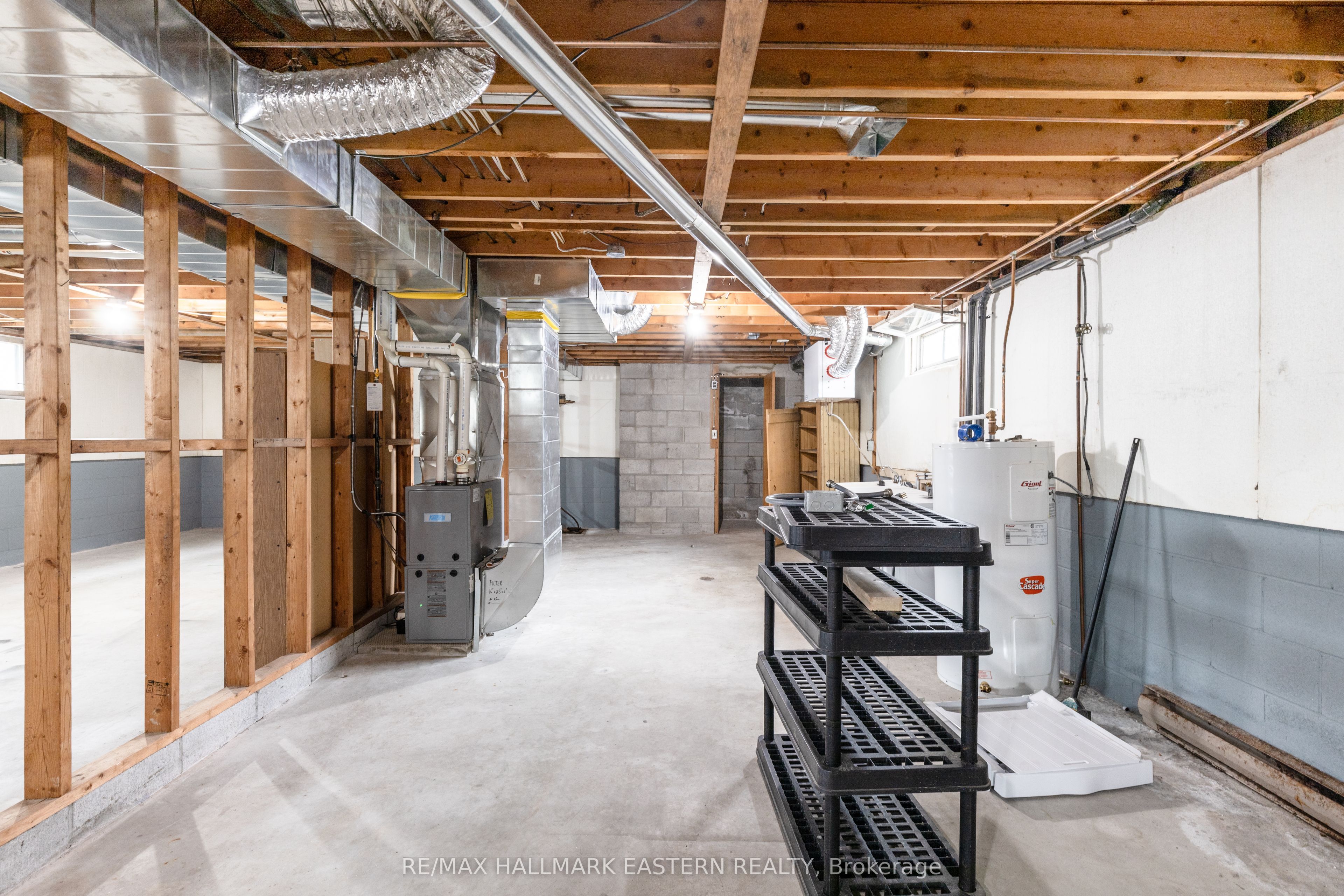 66 Doxsee Avenue N Property Photo 25