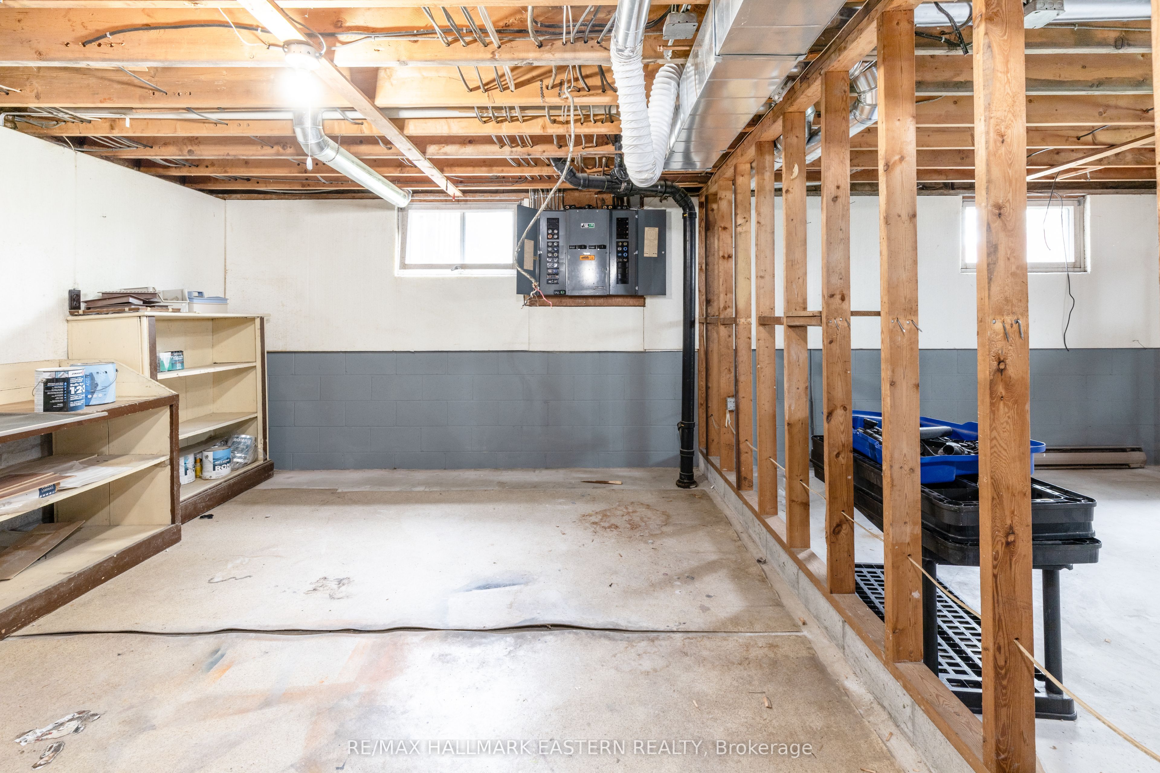 66 Doxsee Avenue N Property Photo 26