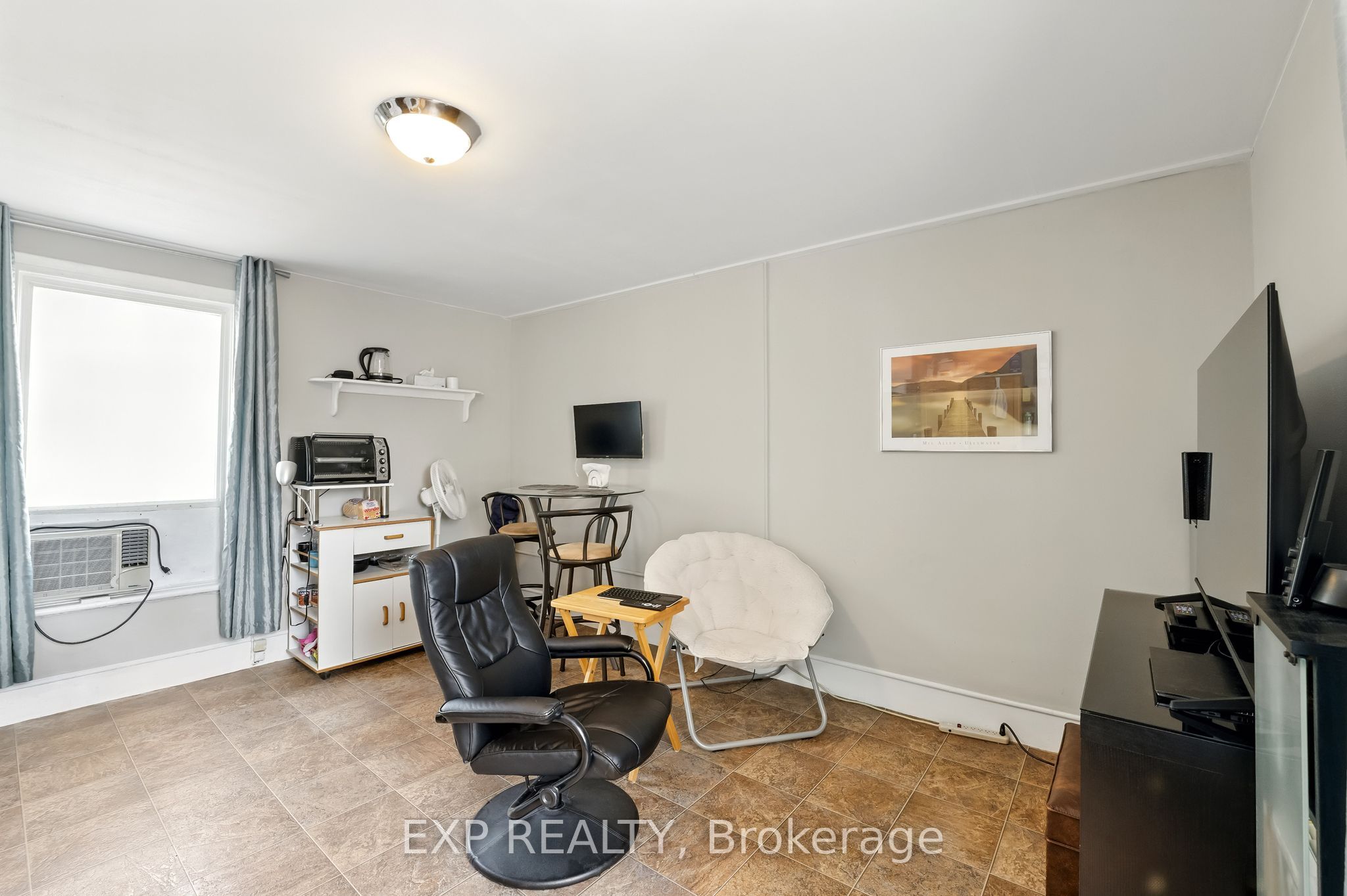 46 Covert St Property Photo 25