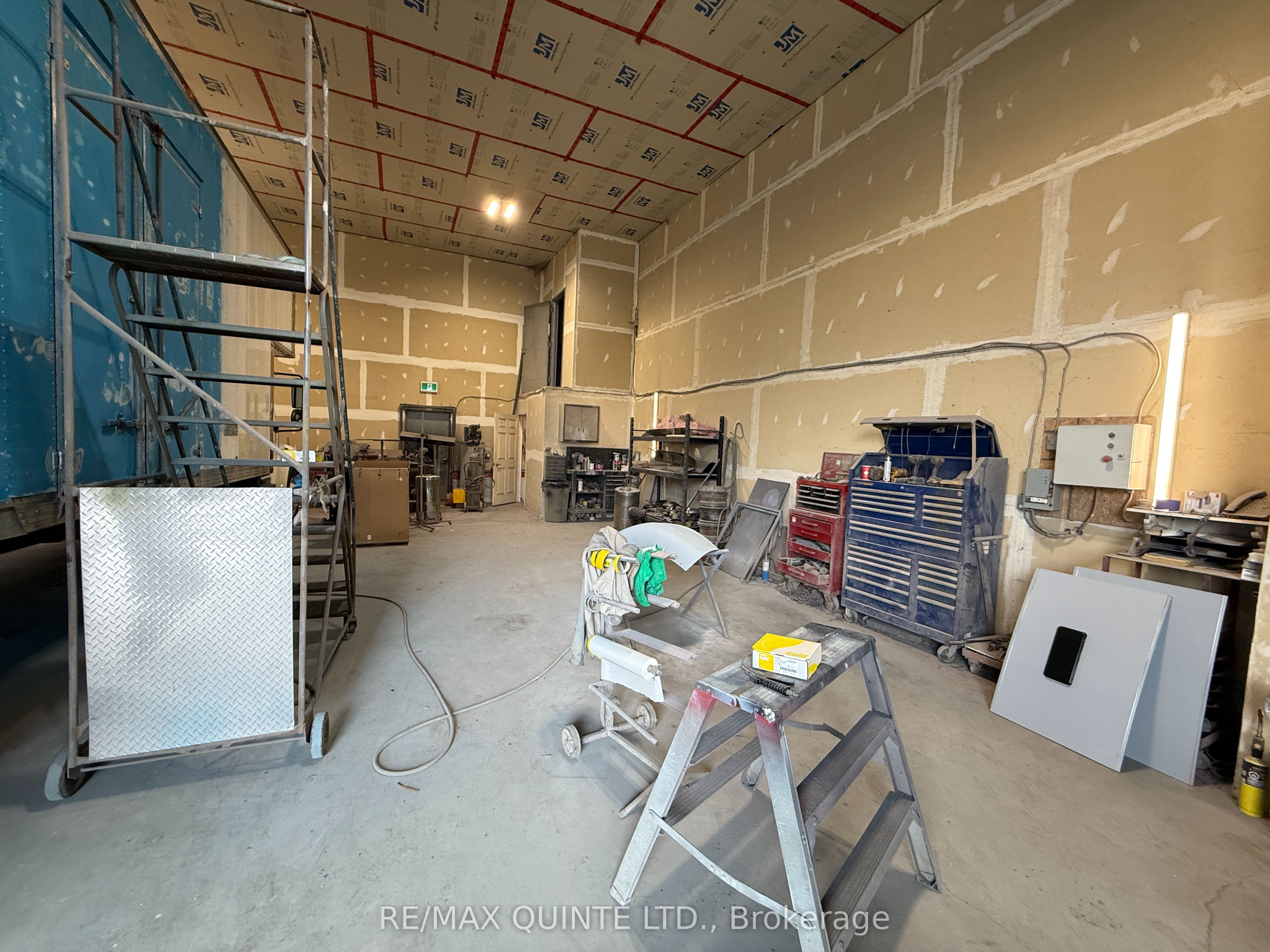 101 Putman Industrial Rd Property Photo 24