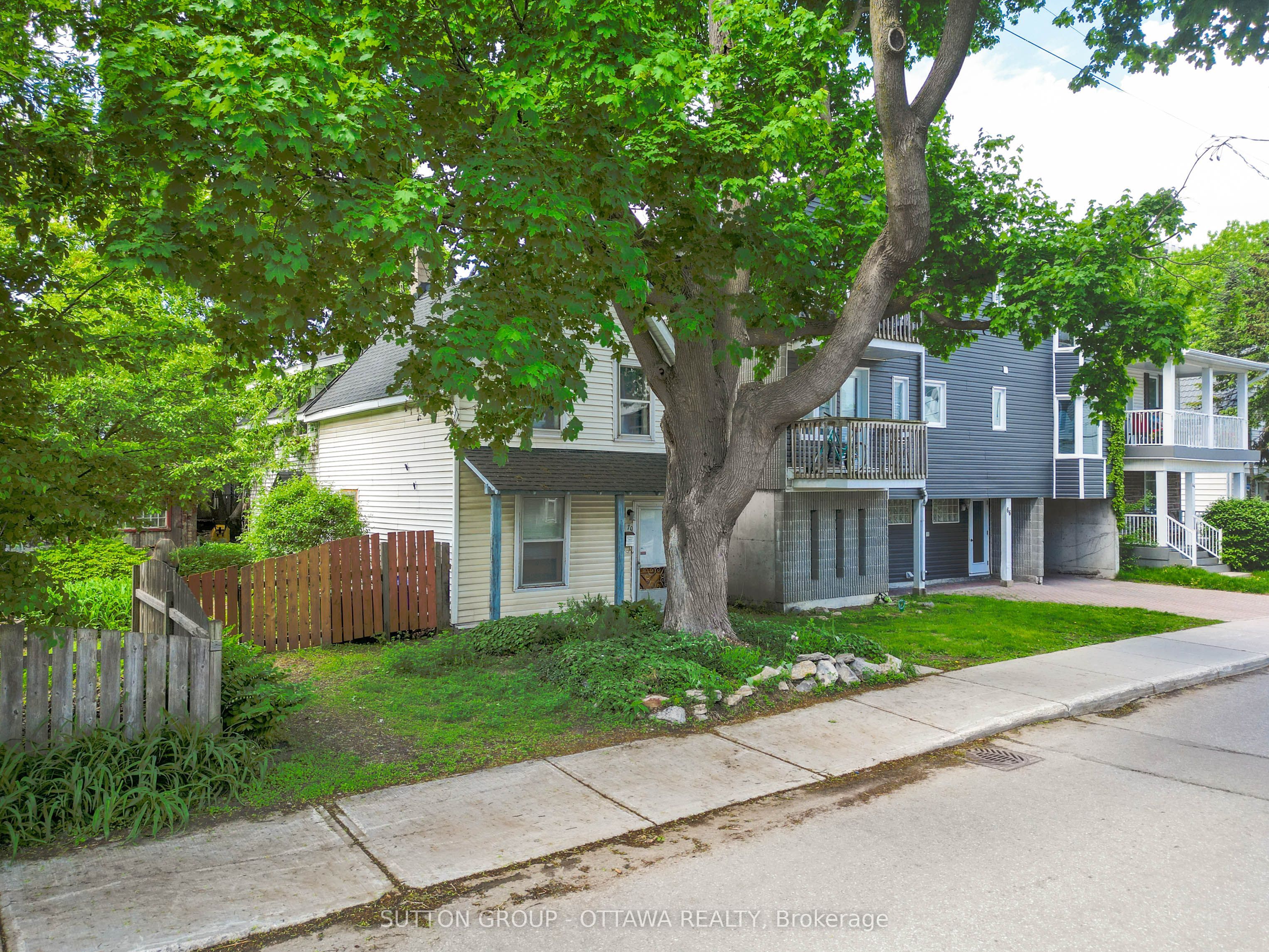 70 Pinhey Street S Property Photo 1