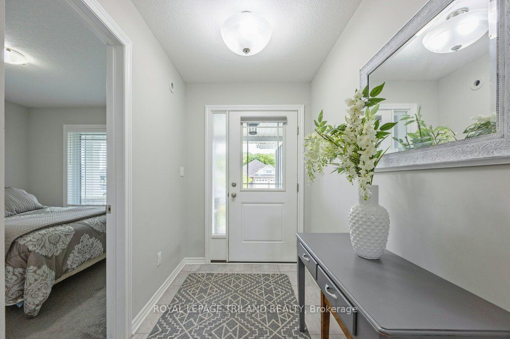 27 Foxtail Lane Property Photo 5
