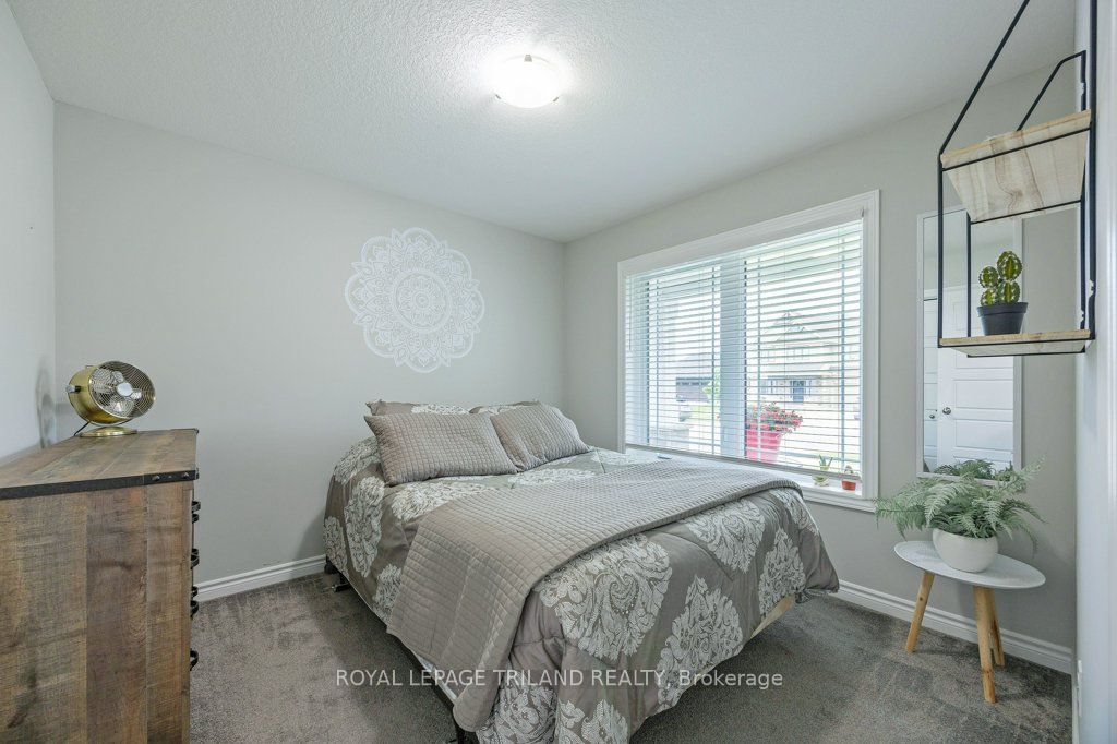 27 Foxtail Lane Property Photo 6
