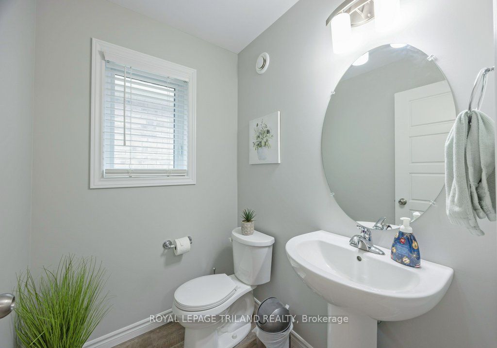 27 Foxtail Lane Property Photo 8