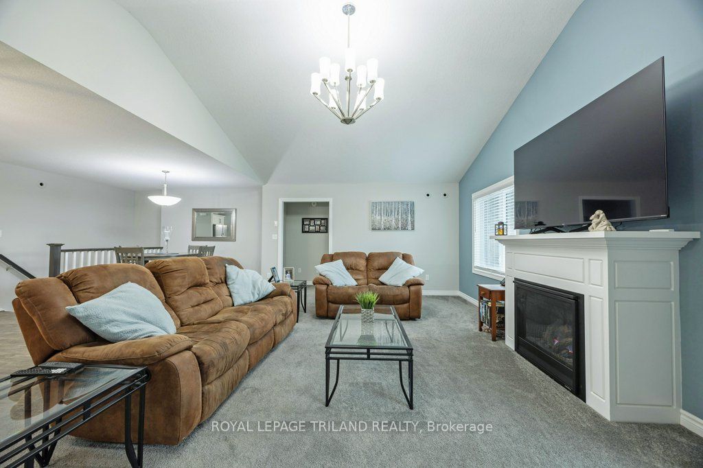 27 Foxtail Lane Property Photo 20