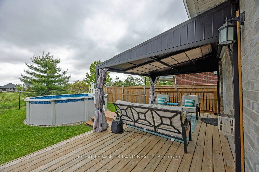 27 Foxtail Lane Property Photo 34
