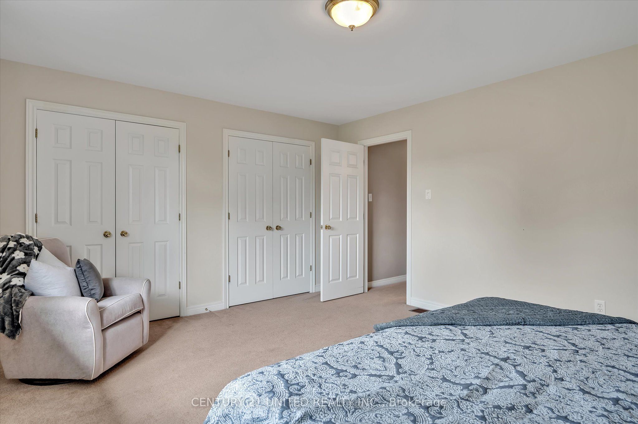 1329 White Crescent Property Photo 25