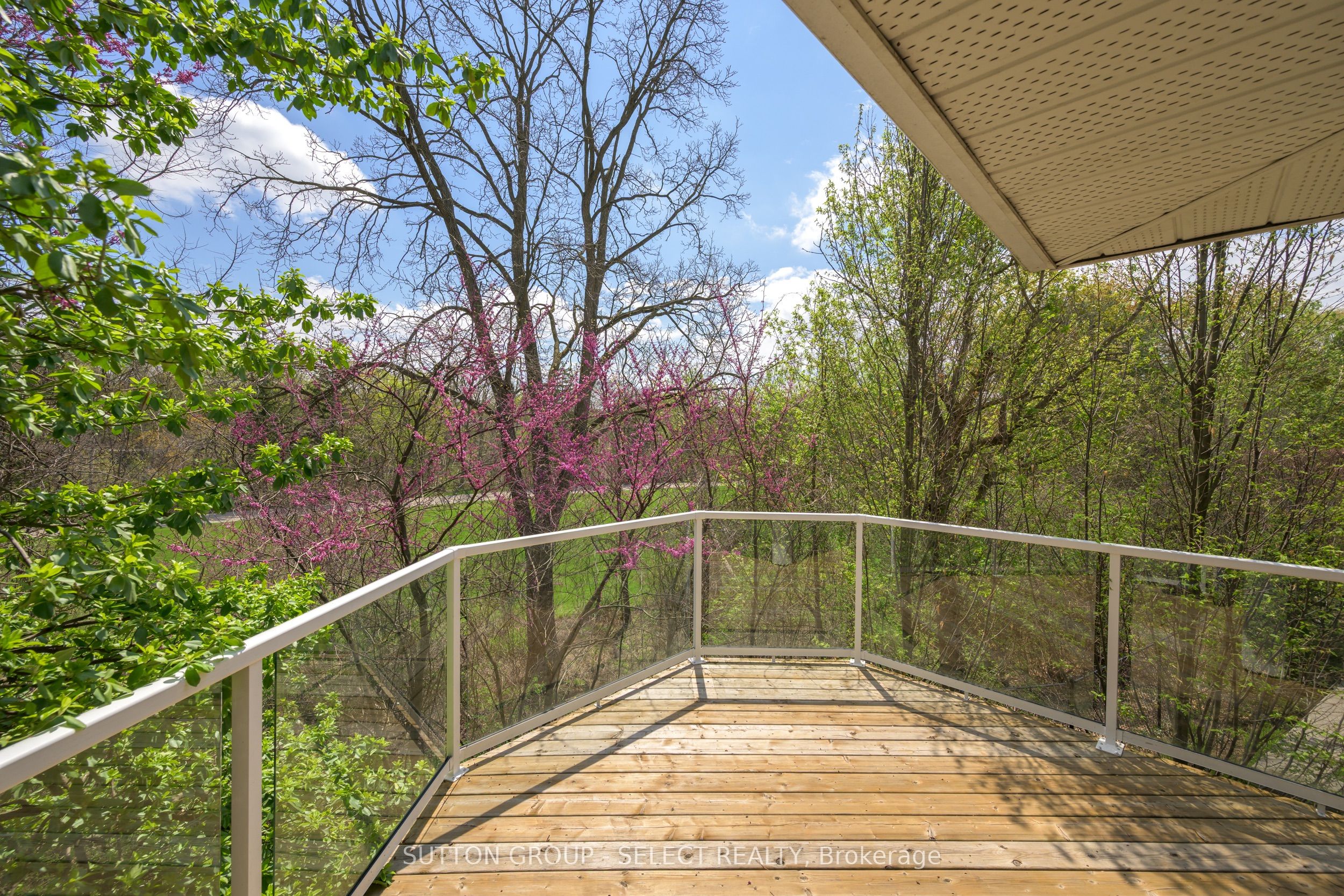 #5 - 10 Mackellar Avenue Property Photo 3