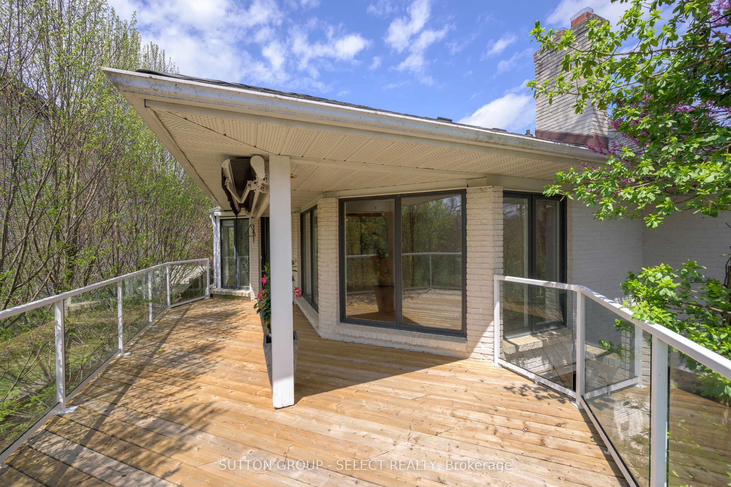 #5 - 10 Mackellar Avenue Property Photo 5