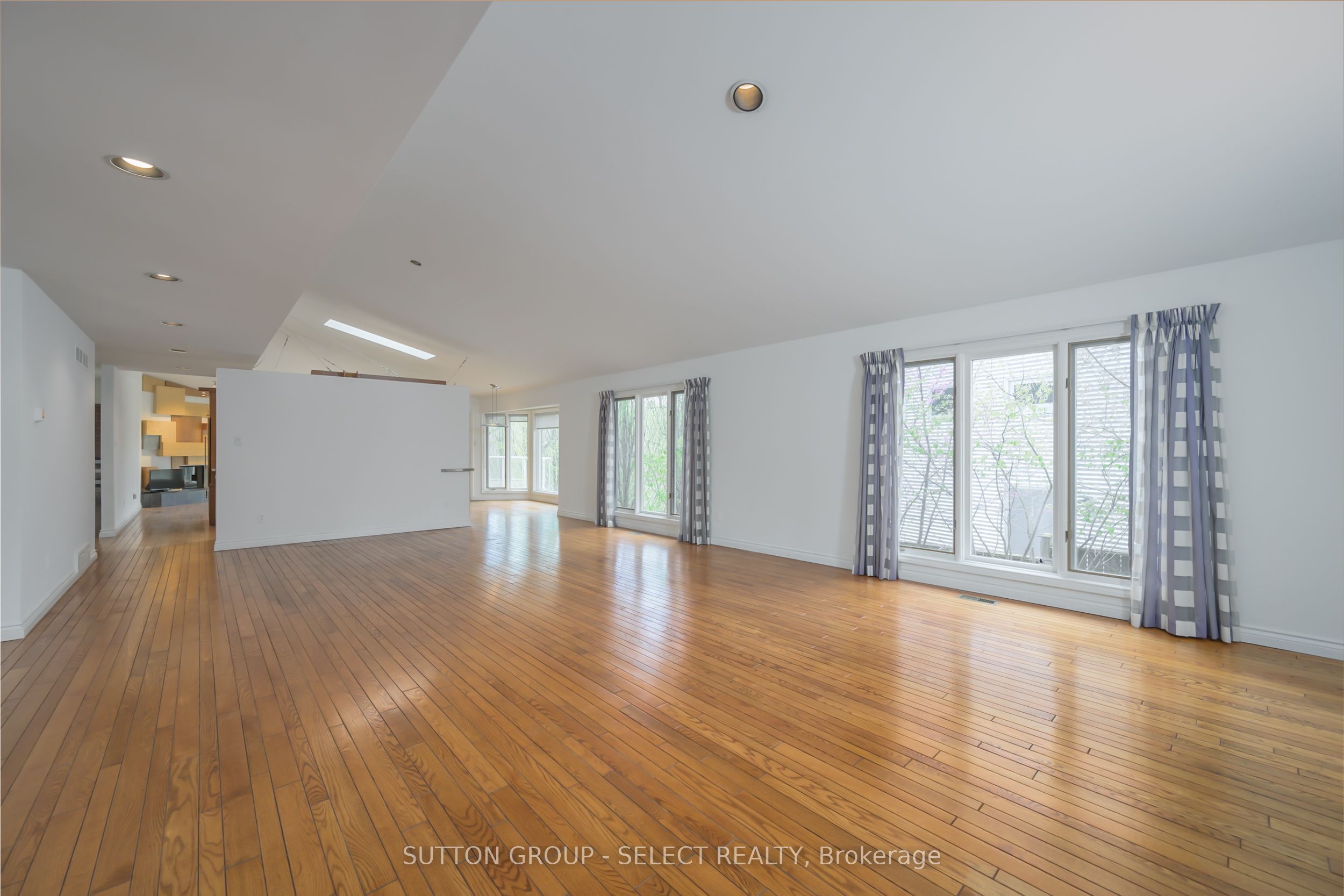 #5 - 10 Mackellar Avenue Property Photo 7
