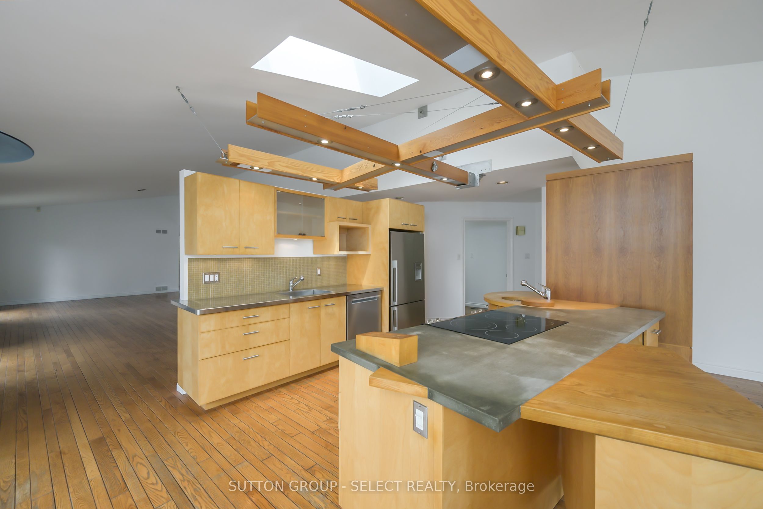 #5 - 10 Mackellar Avenue Property Photo 12