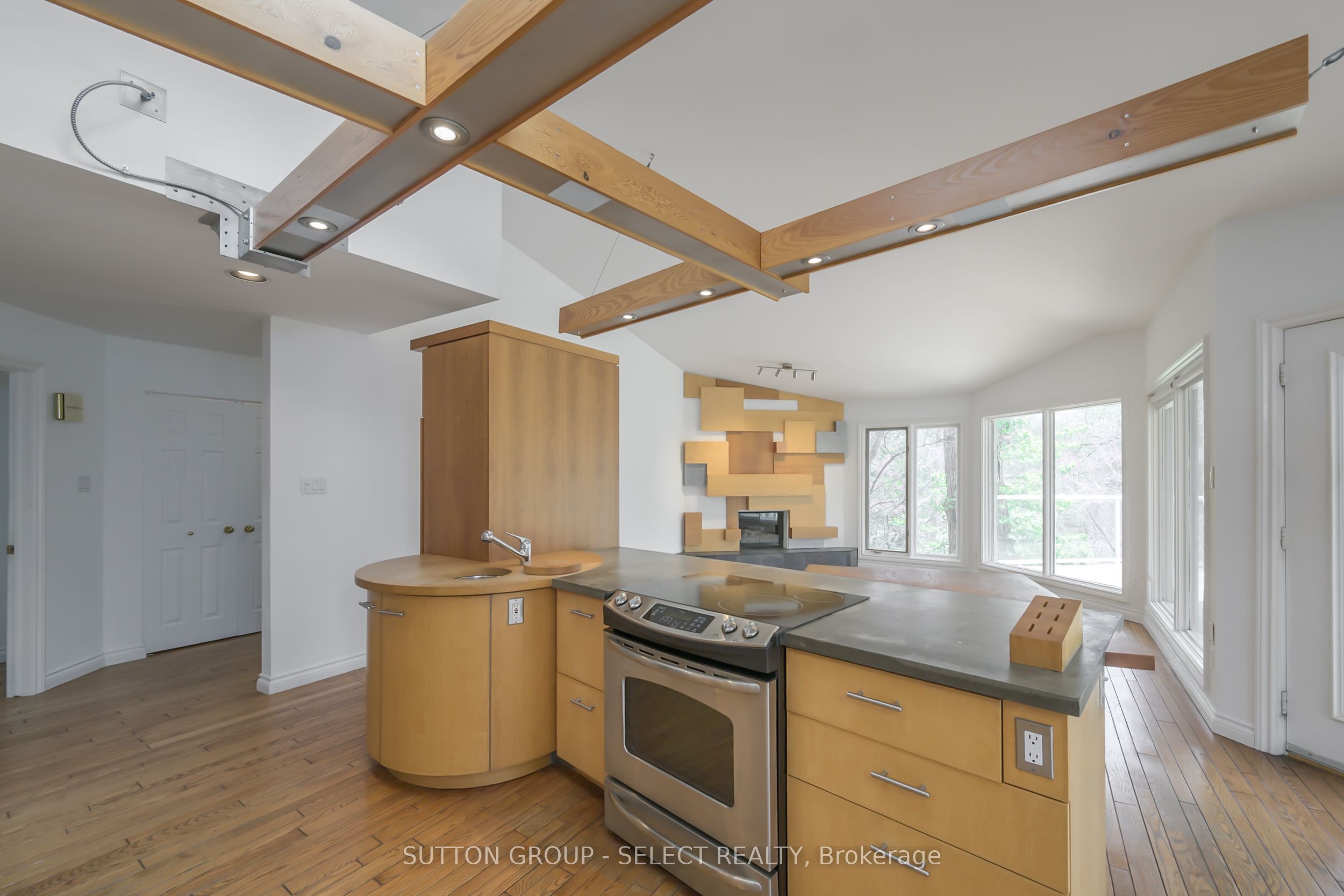 #5 - 10 Mackellar Avenue Property Photo 18