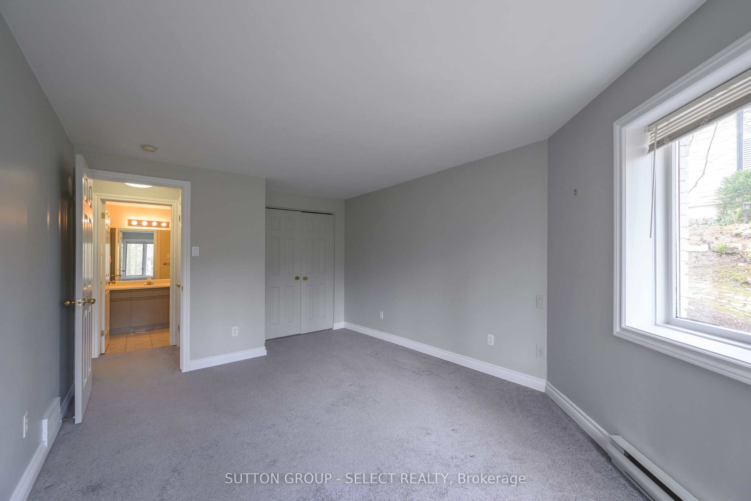 #5 - 10 Mackellar Avenue Property Photo 25