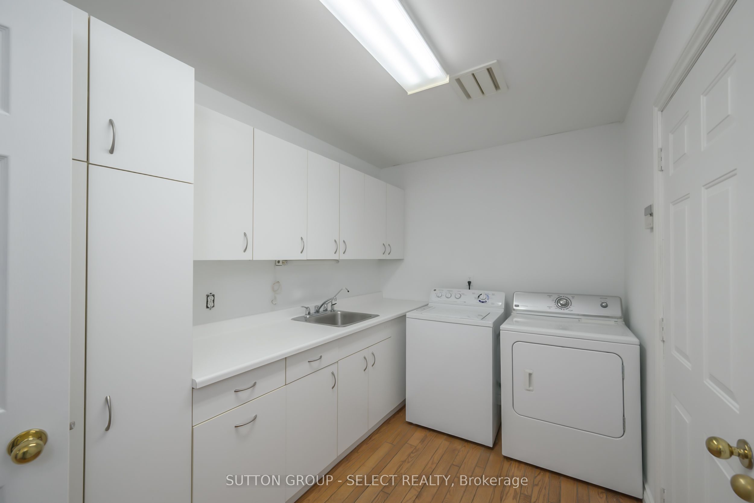 #5 - 10 Mackellar Avenue Property Photo 29