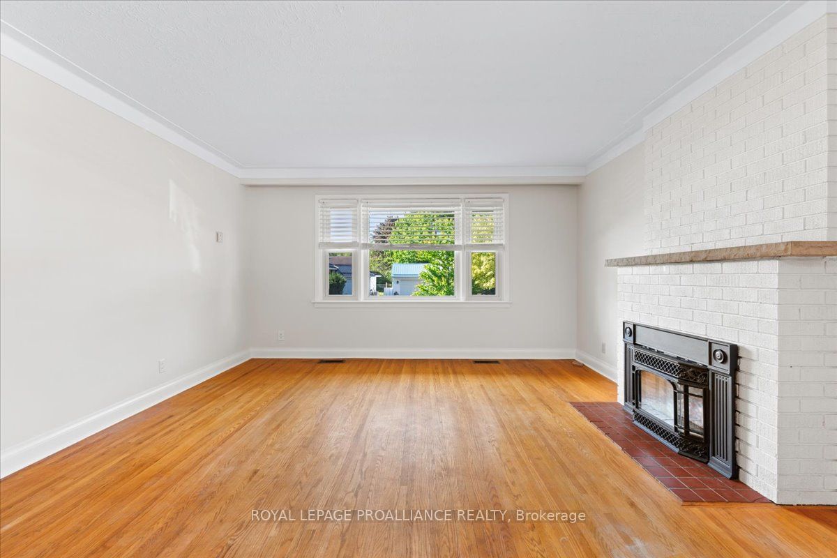 64 Southview Avenue Property Photo 14