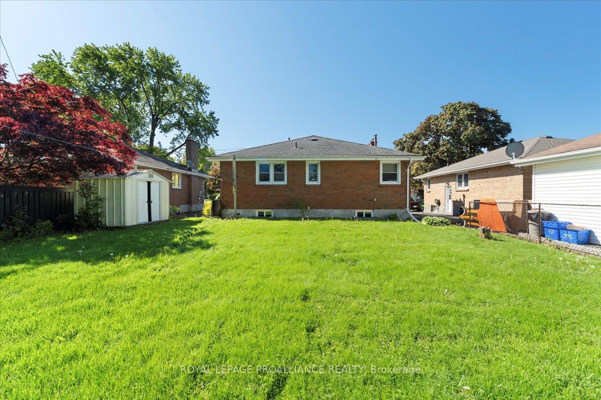 64 Southview Avenue Property Photo 34