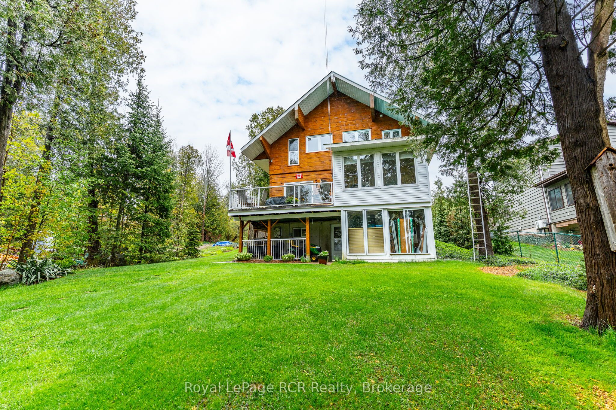 183 Lakeshore Road Property Photo 1