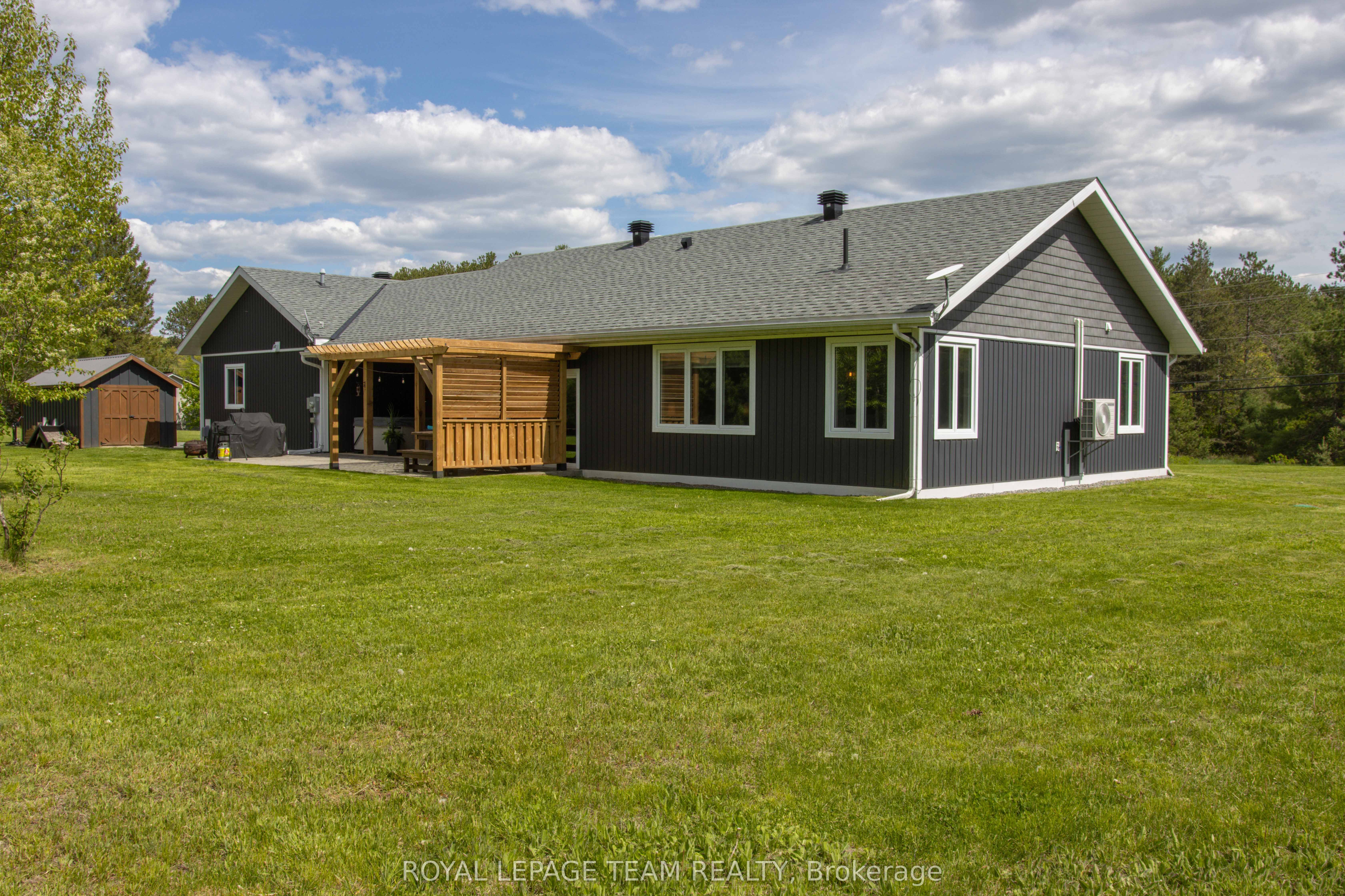 276 South Baptiste Lake Road Property Photo 5