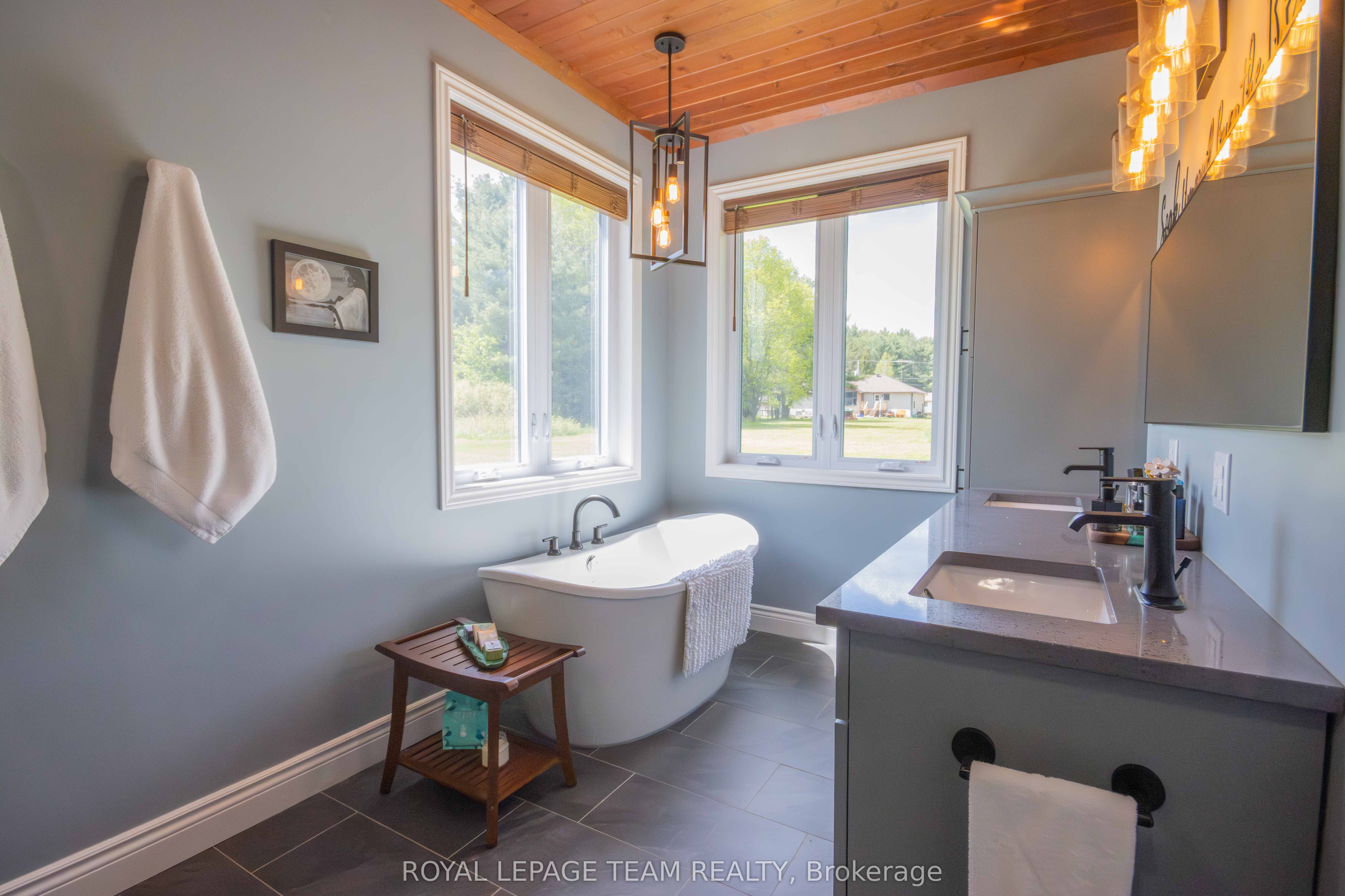 276 South Baptiste Lake Road Property Photo 23