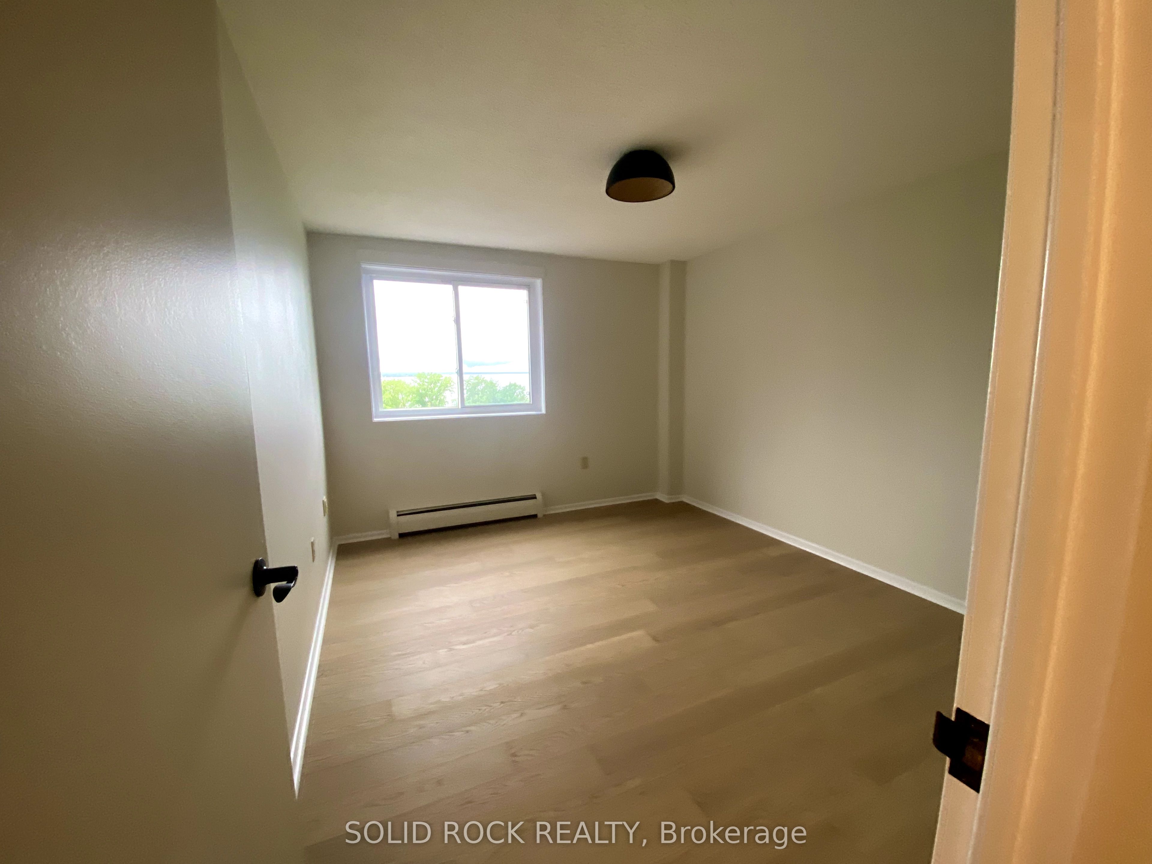 #902 - 3100 Carling Avenue Property Photo 2