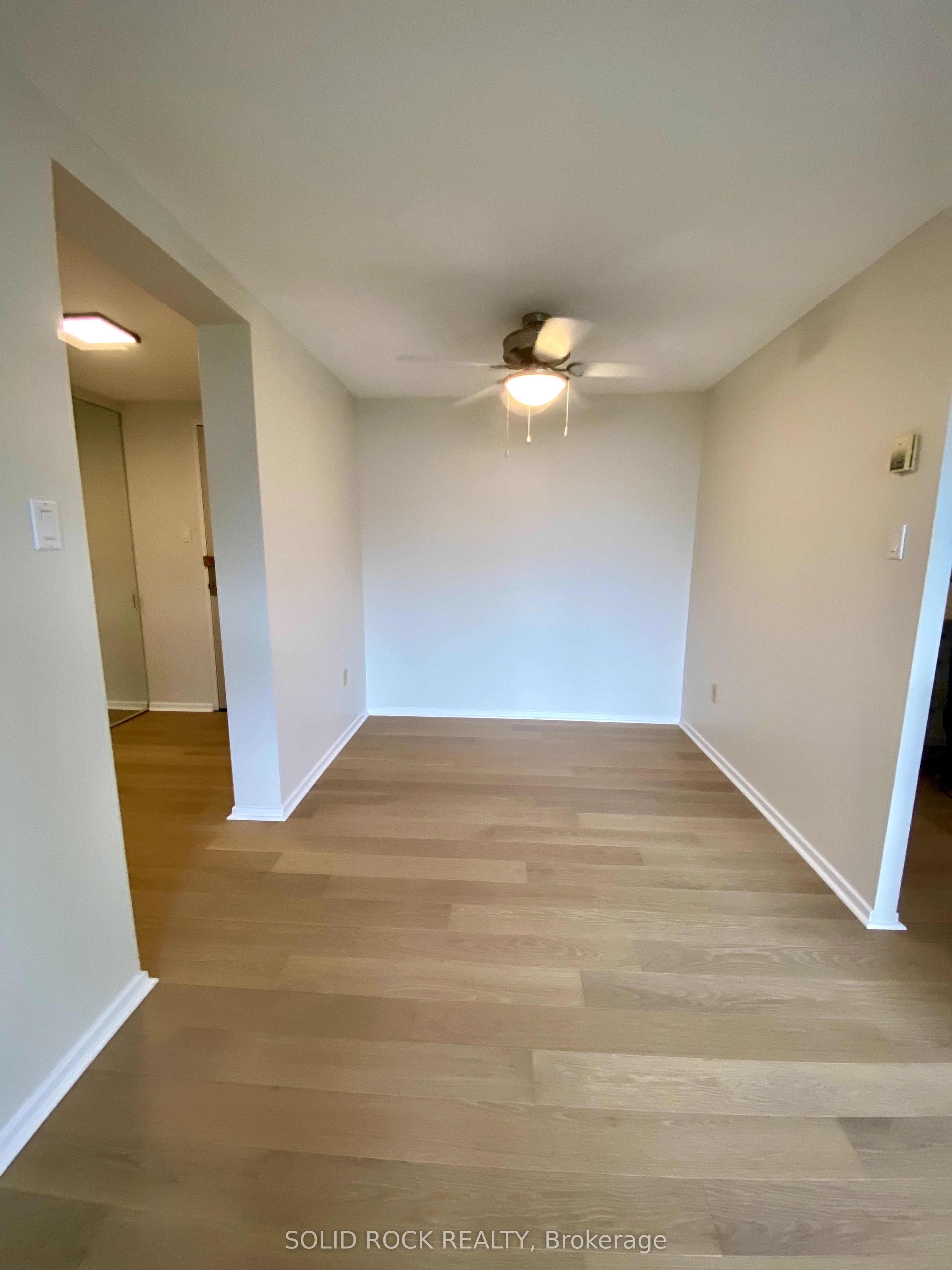 #902 - 3100 Carling Avenue Property Photo 11