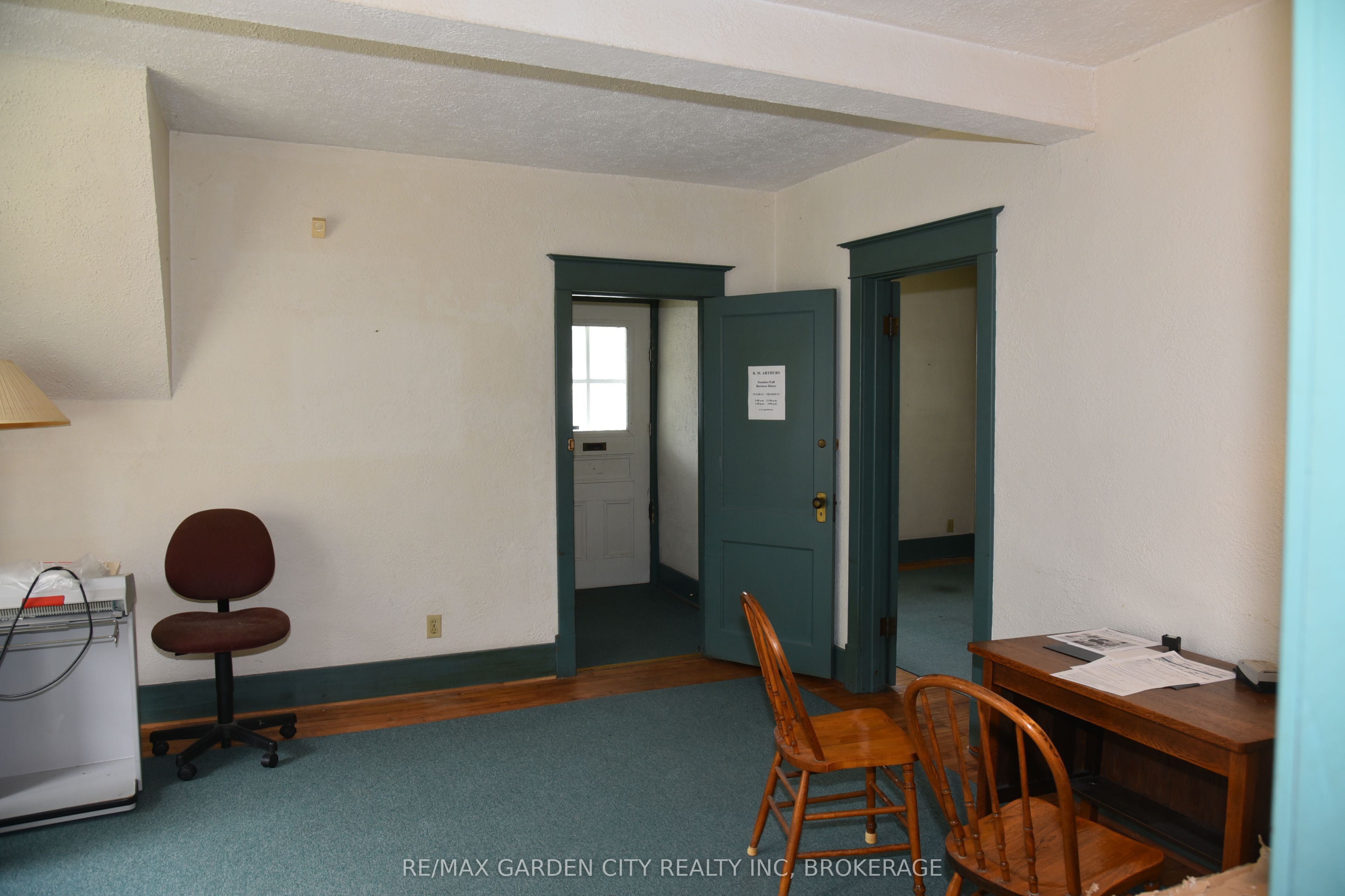 156 Division St Property Photo 22