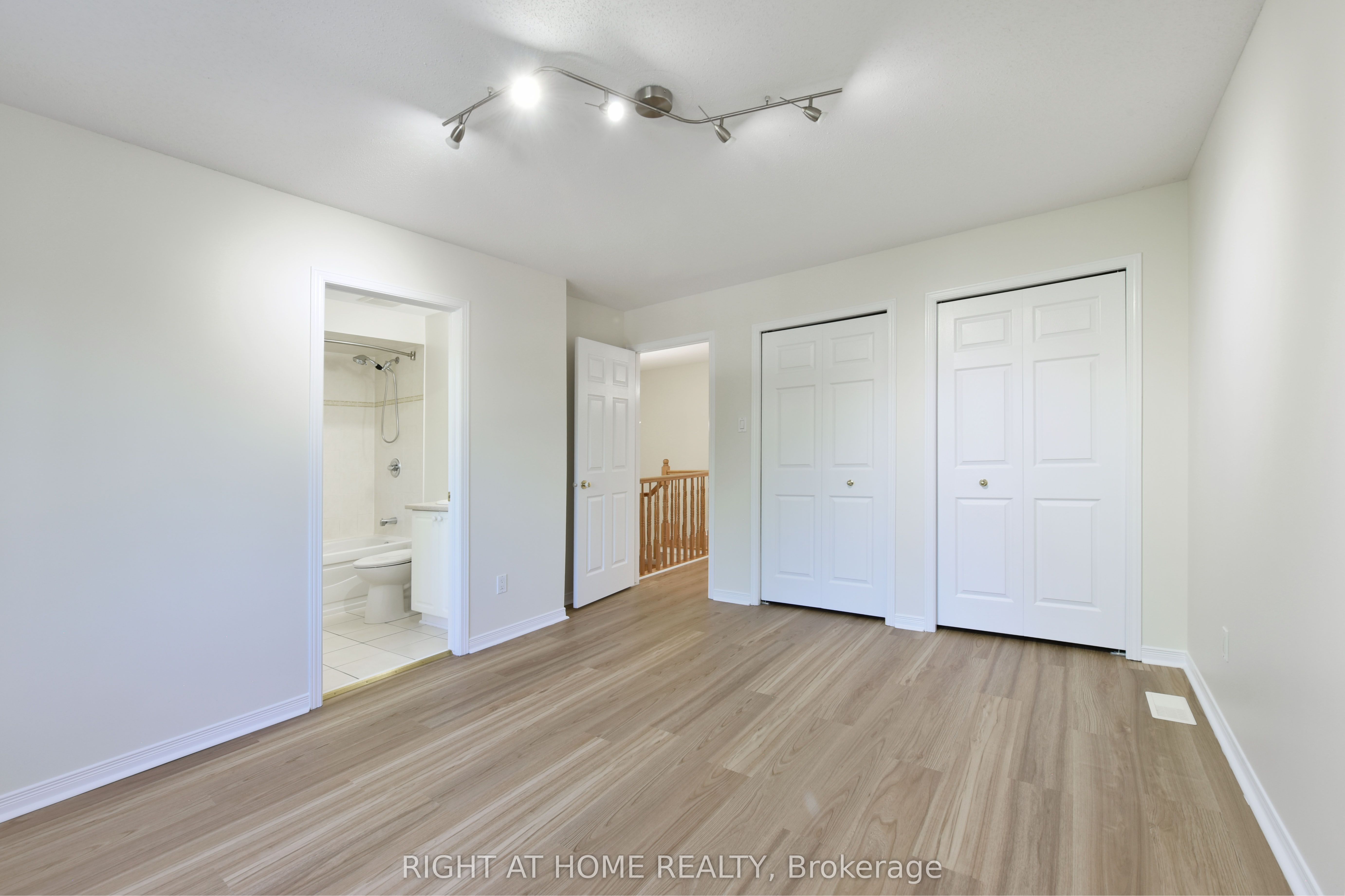 205 Gray Crescent Property Photo 20
