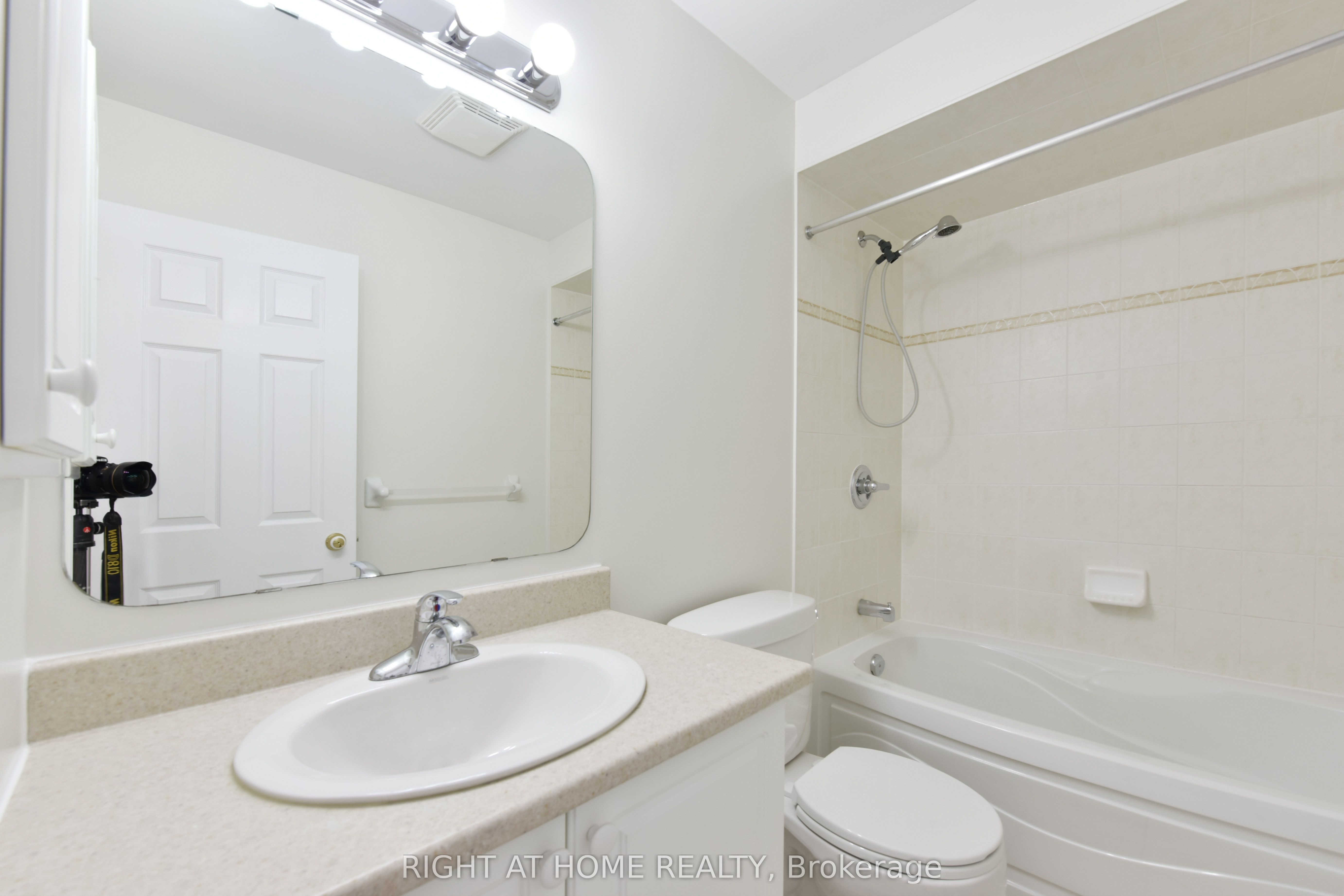 205 Gray Crescent Property Photo 26