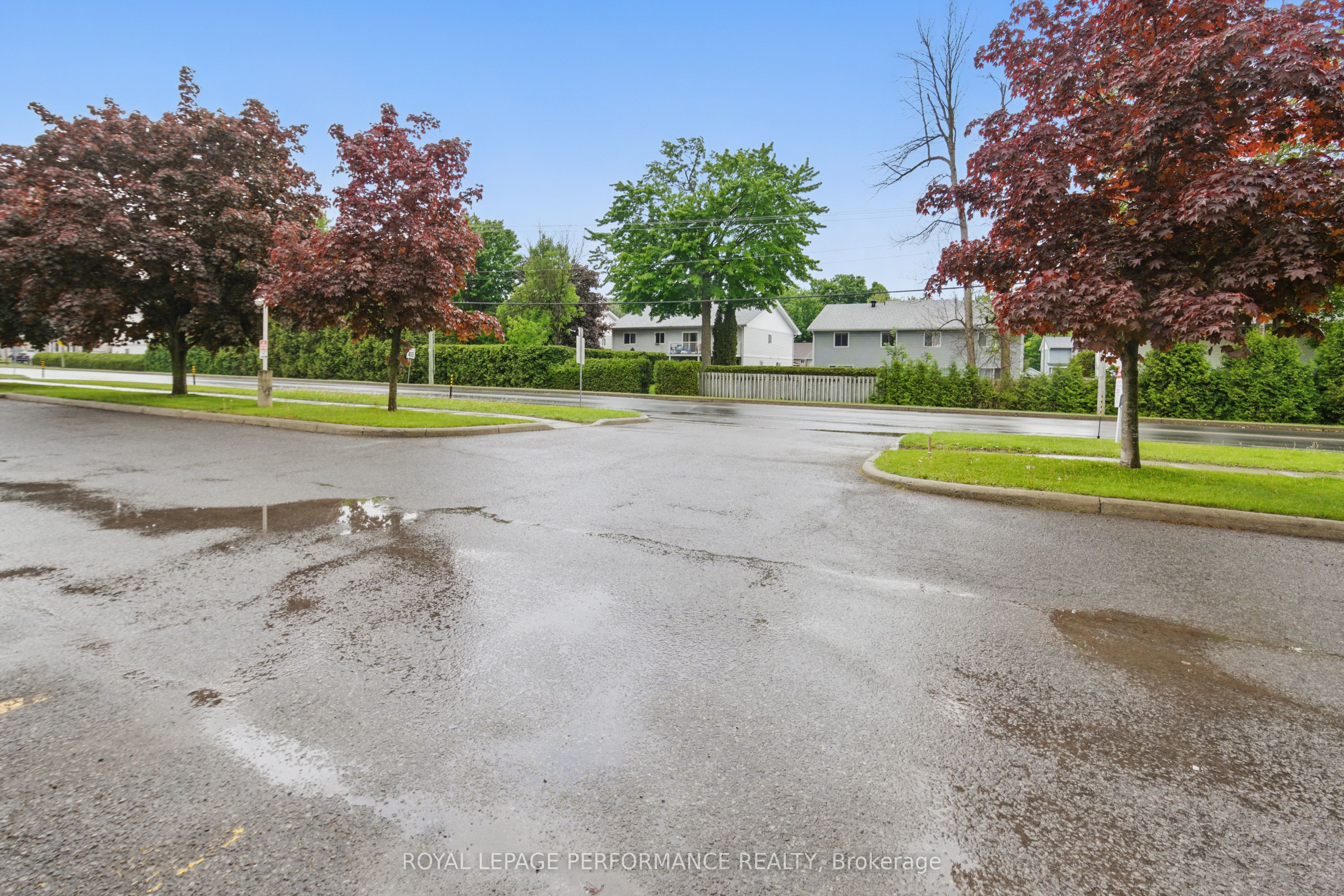 661 Spence Avenue 4 Property Photo 25