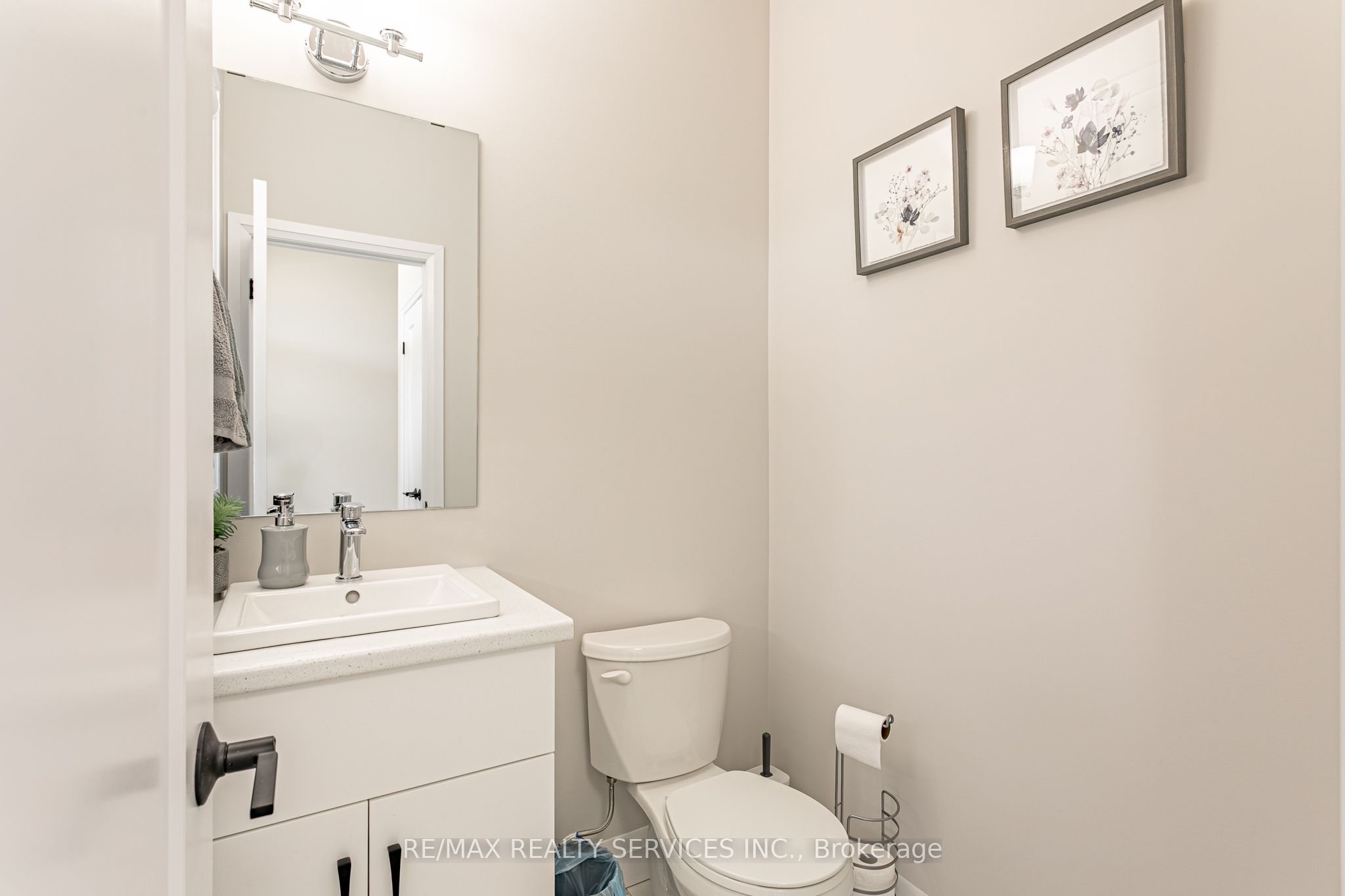 51 Wenger Road Property Photo 5