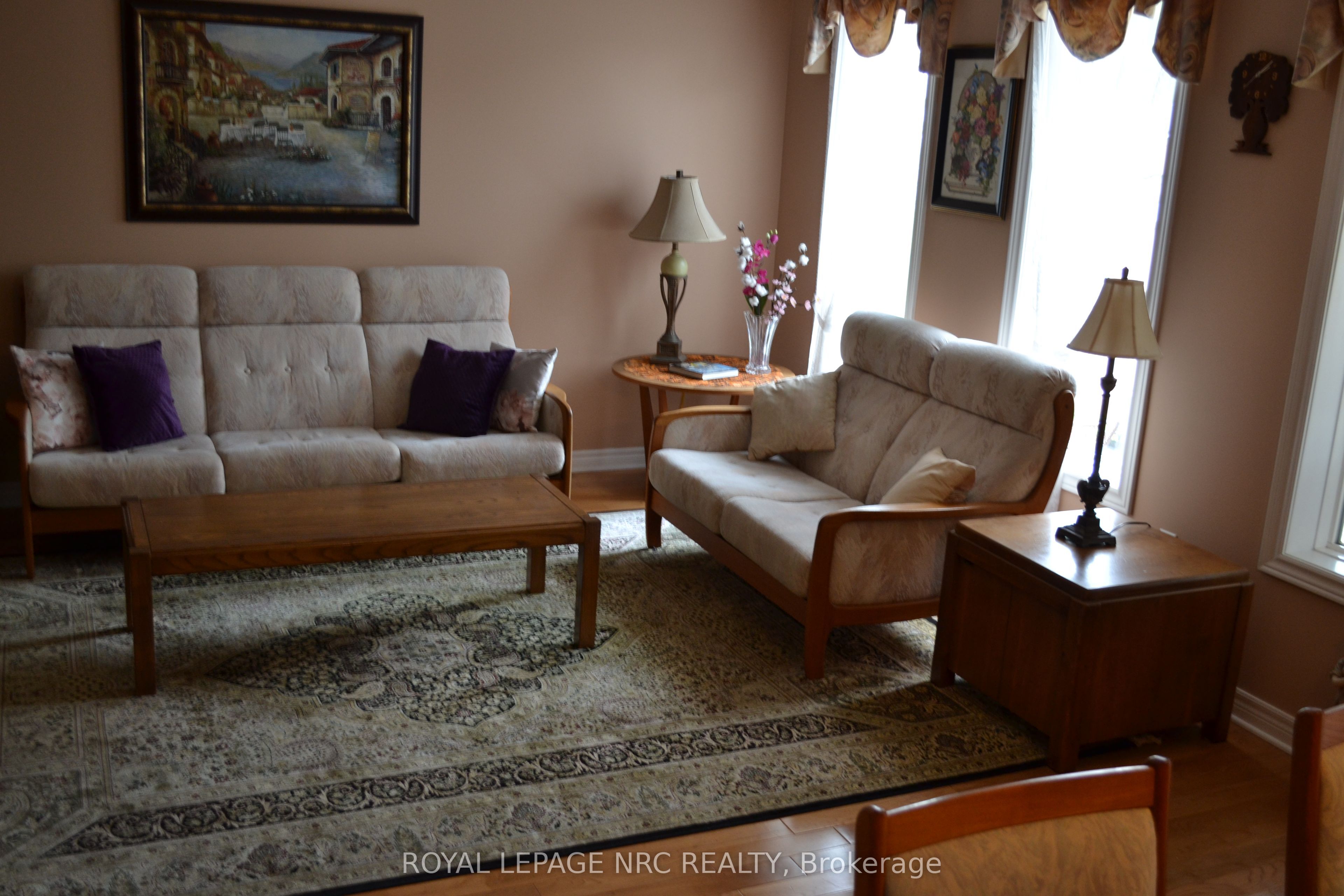 484 Balsam Street Property Photo 7