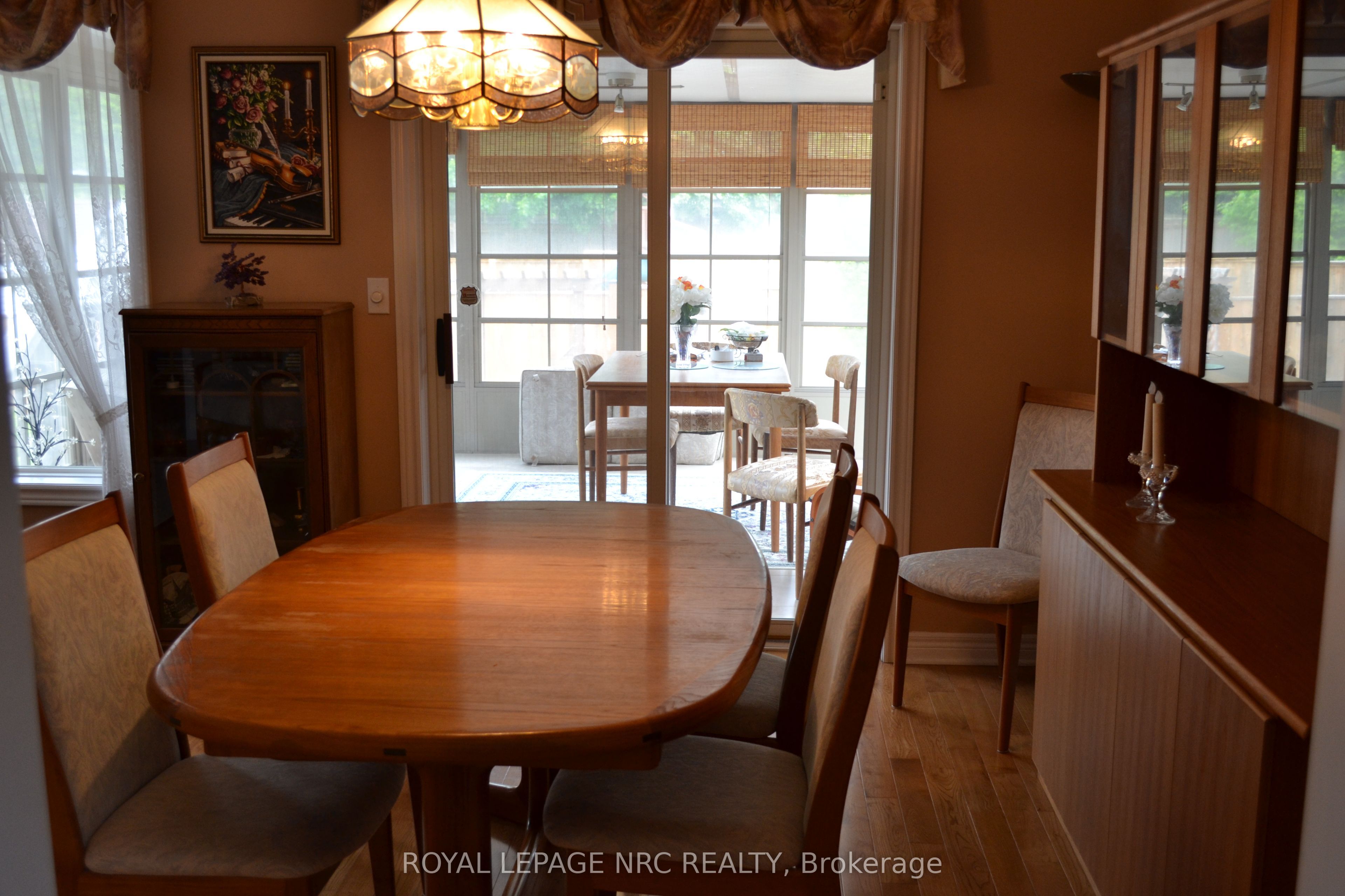 484 Balsam Street Property Photo 12