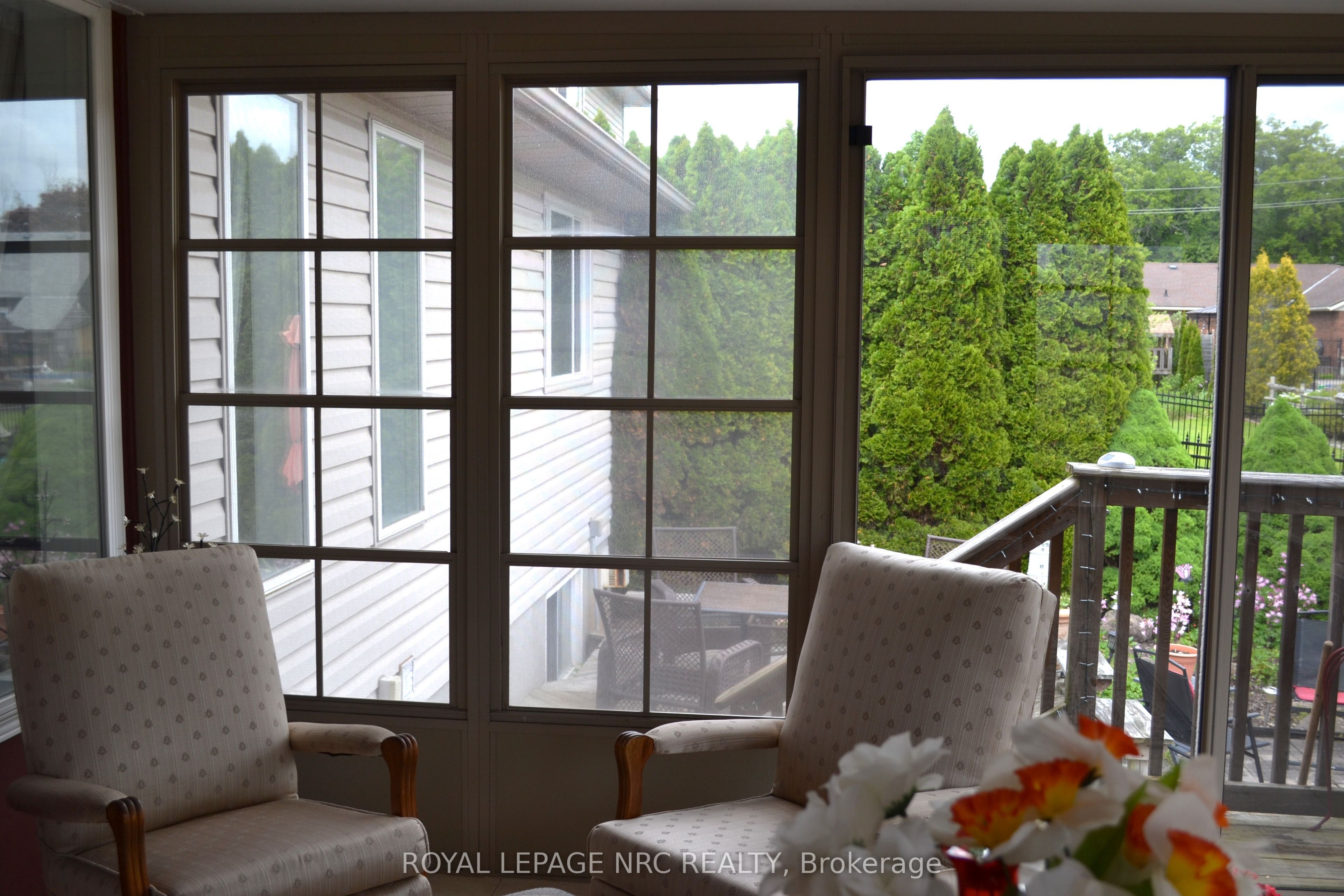 484 Balsam Street Property Photo 33