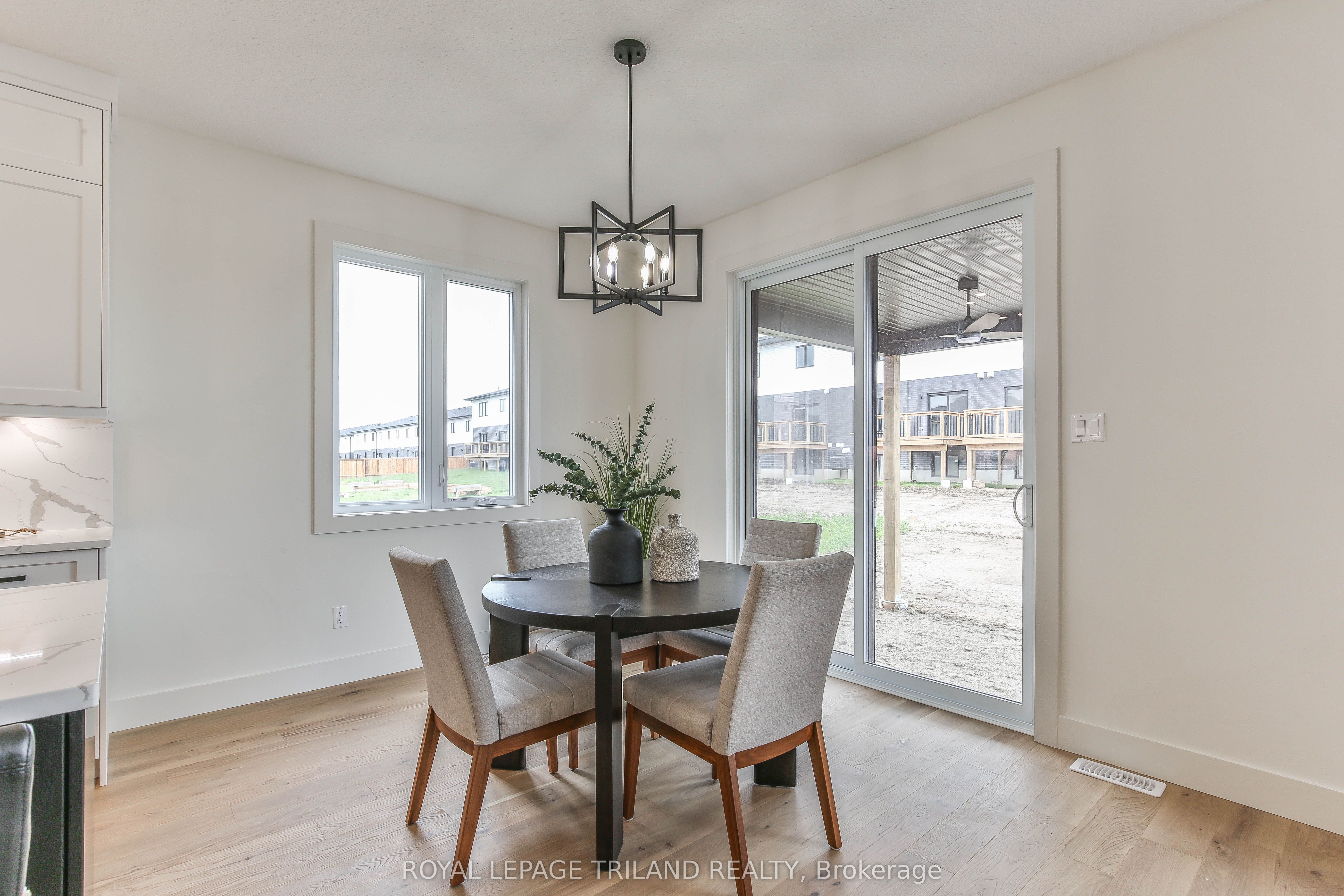 6484 Heathwoods Avenue Property Photo 18