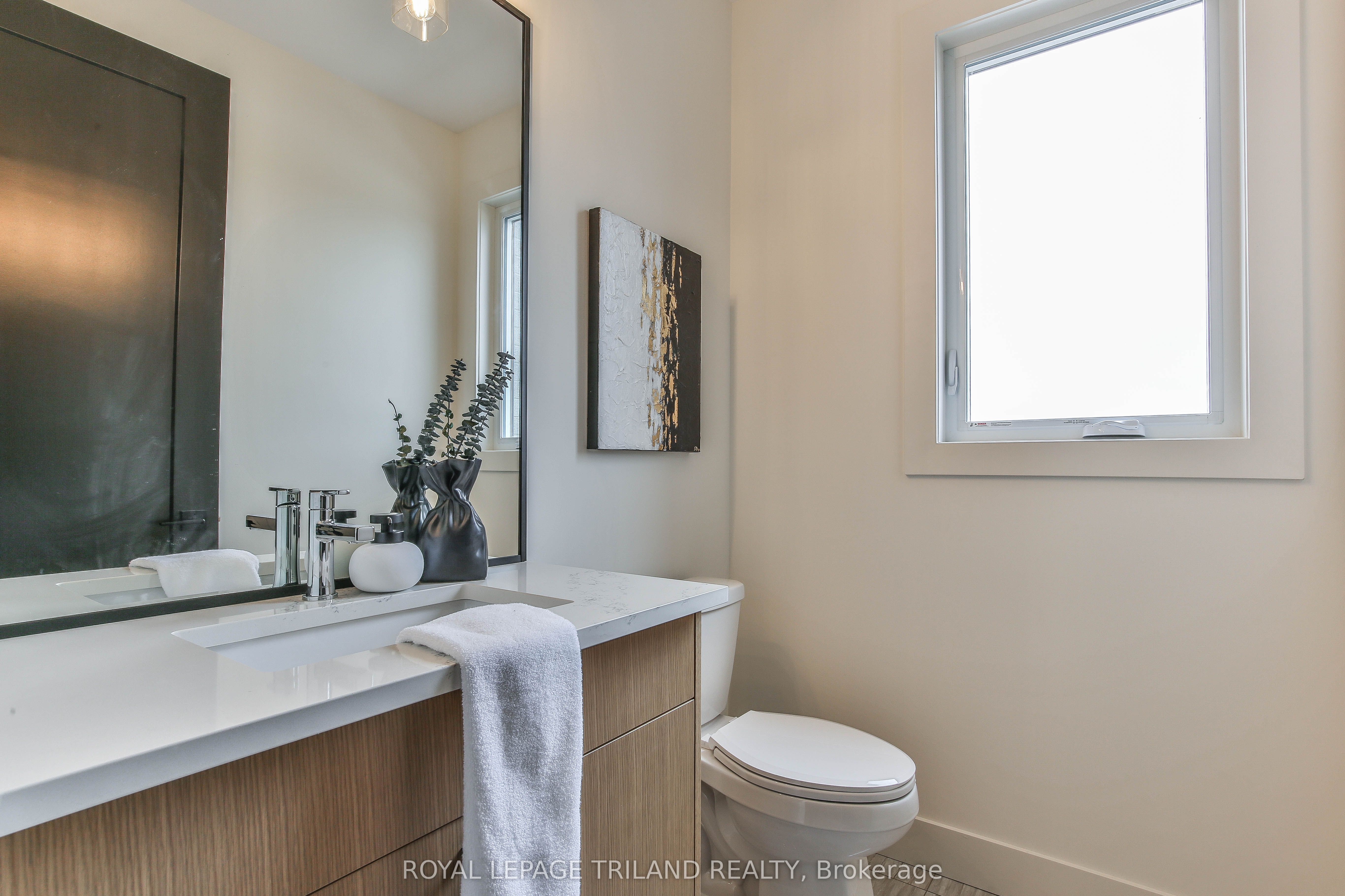 6484 Heathwoods Avenue Property Photo 26