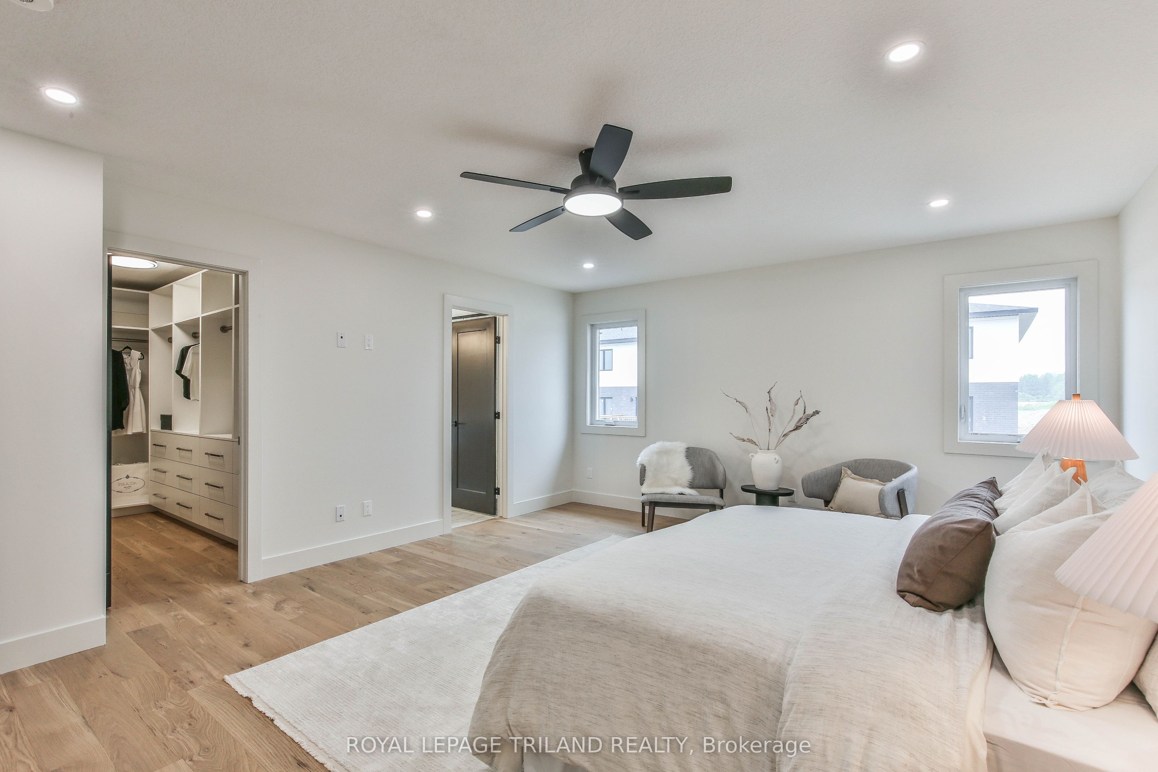 6484 Heathwoods Avenue Property Photo 30