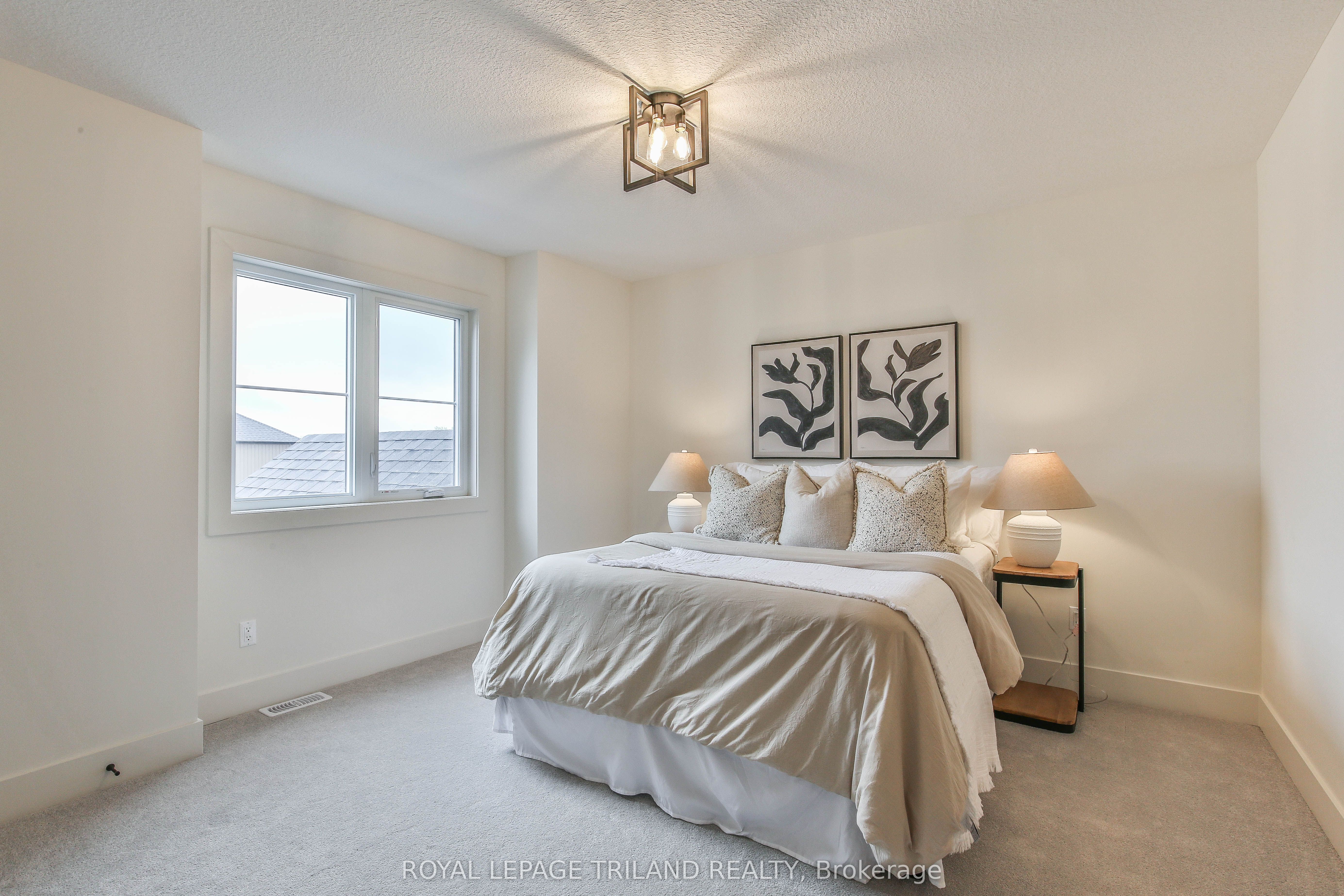 6484 Heathwoods Avenue Property Photo 41