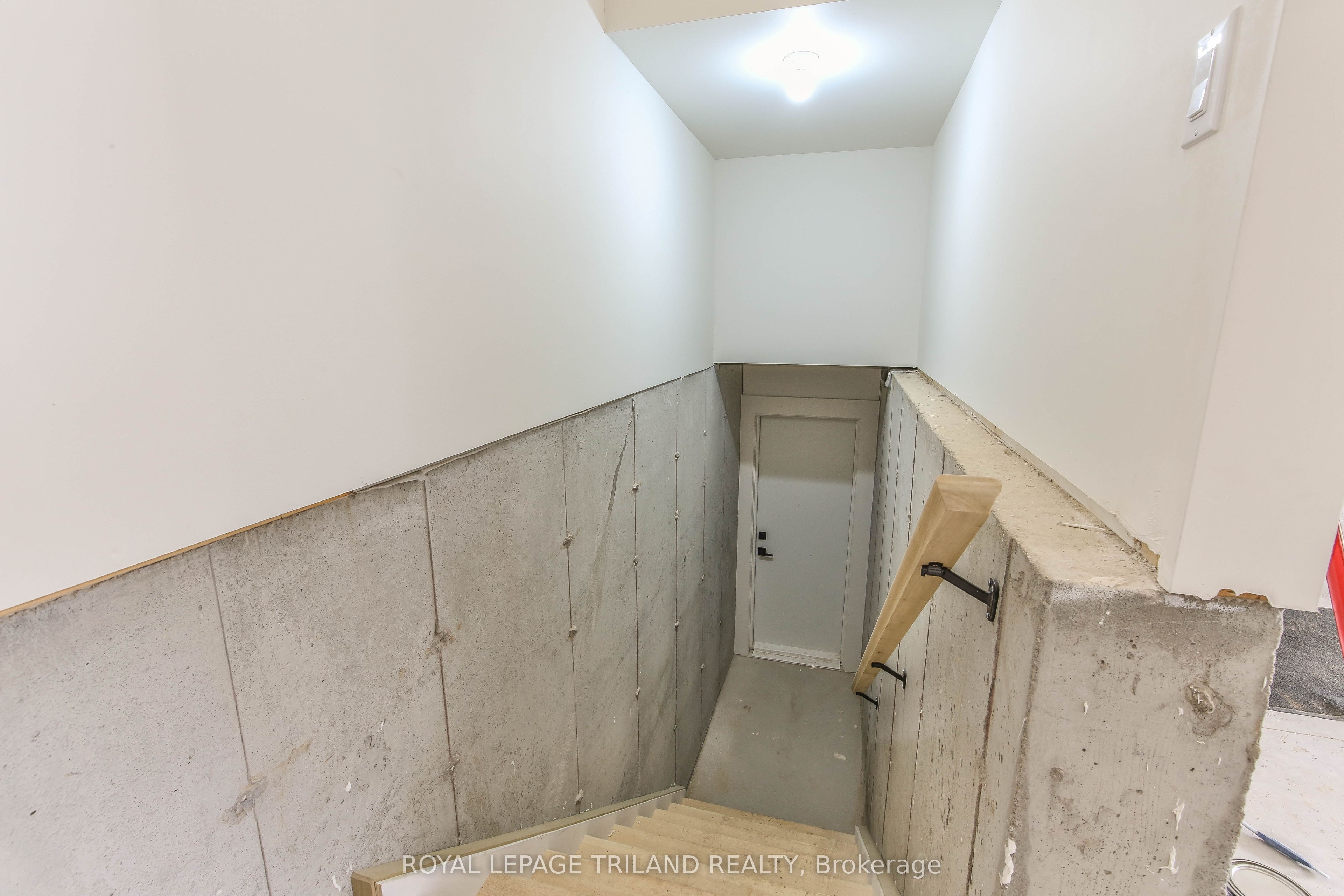6484 Heathwoods Avenue Property Photo 50