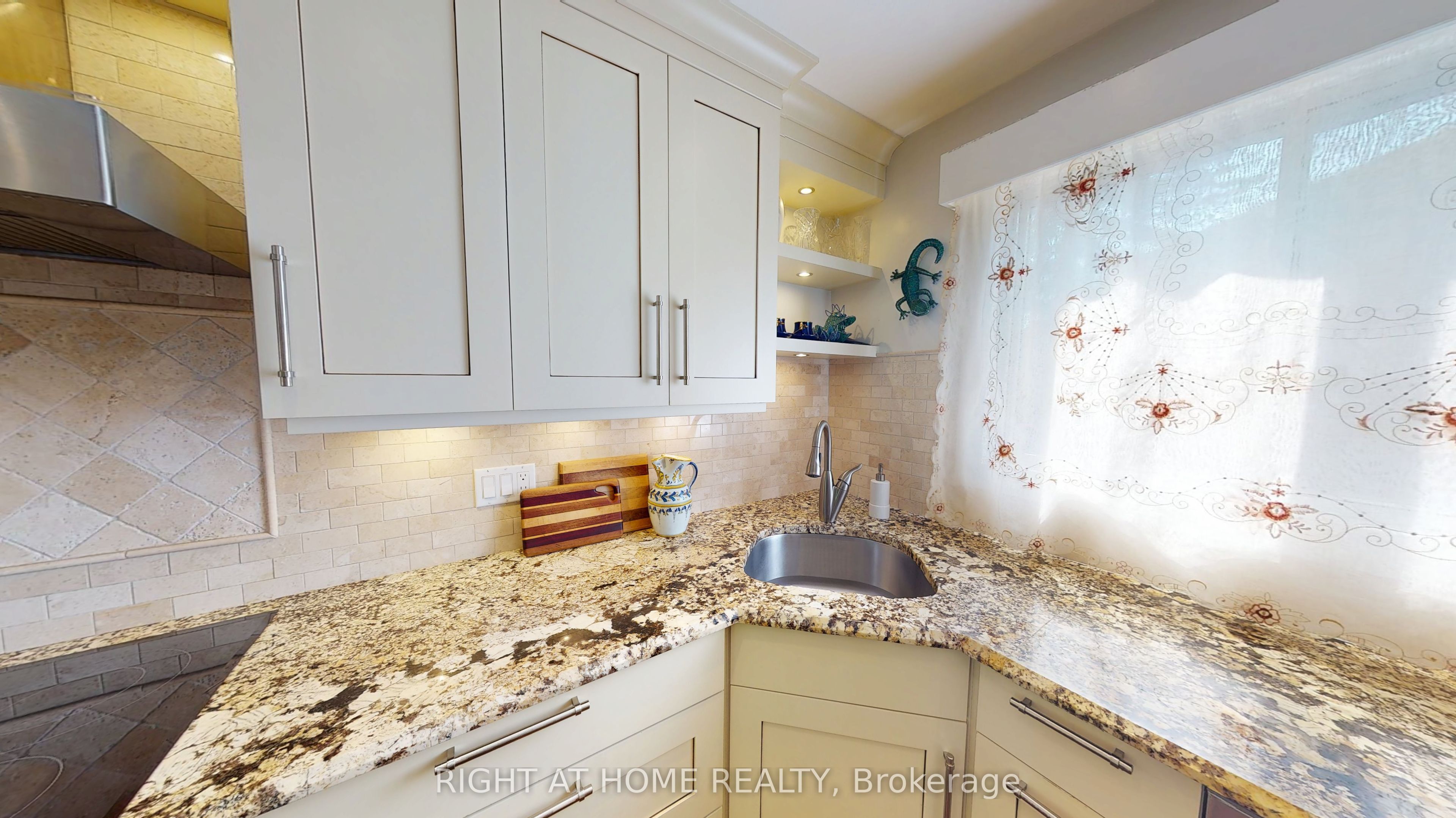 227 Teal Crescent Property Photo 5