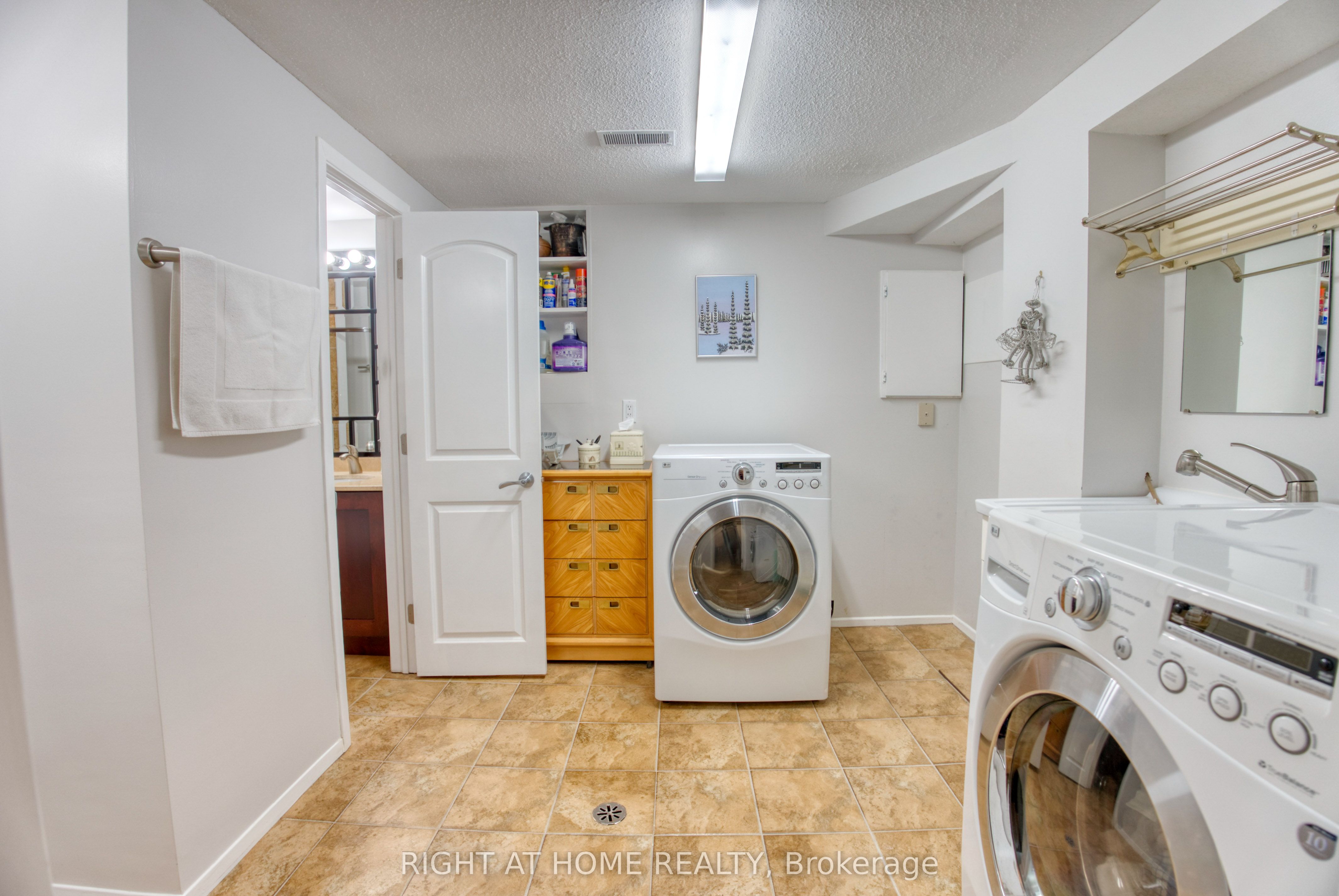 227 Teal Crescent Property Photo 29