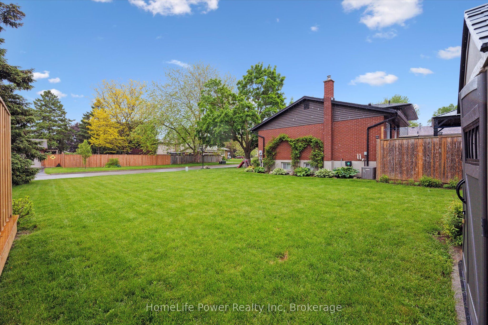 36 Sanderson Drive Property Photo 32
