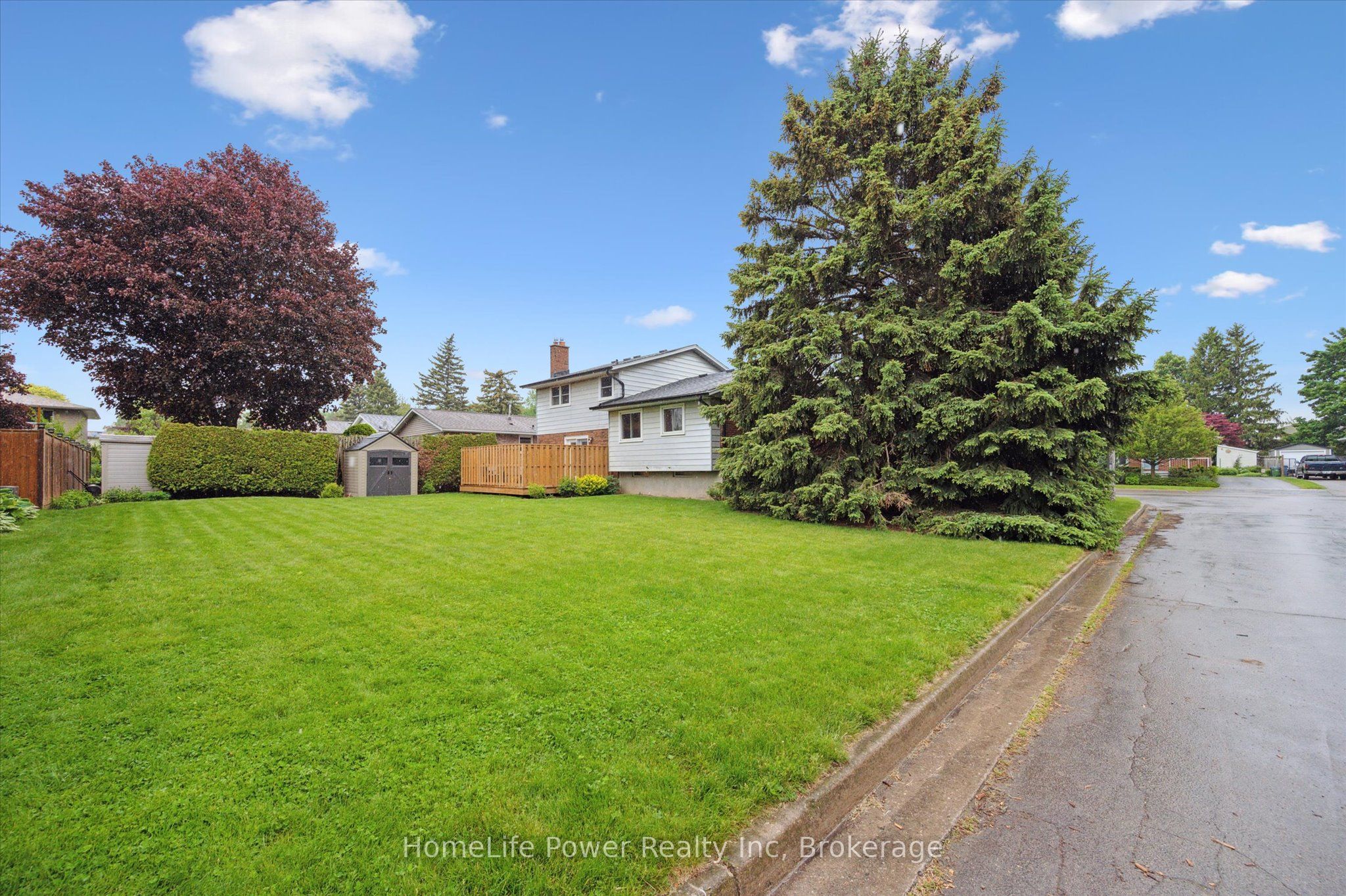 36 Sanderson Drive Property Photo 34