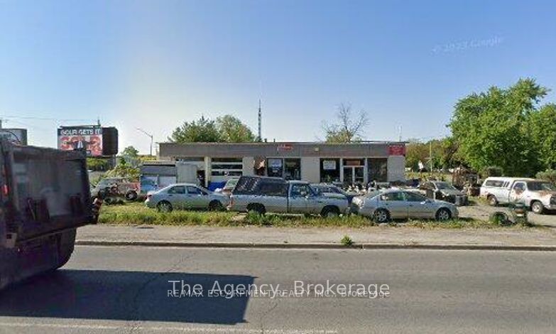 87 Lincoln St Property Photo 4