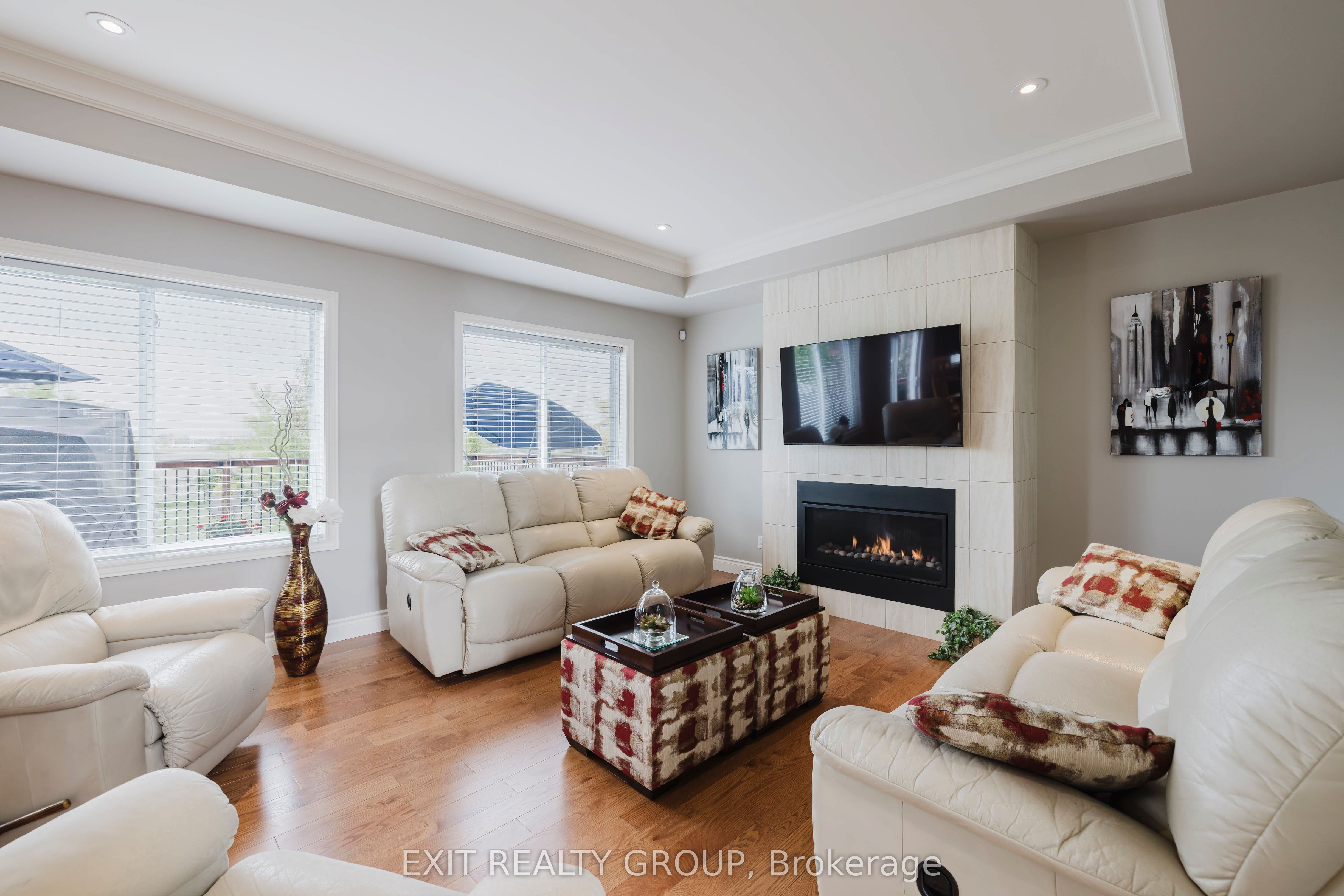 53 Hampton Ridge Drive Property Photo 12